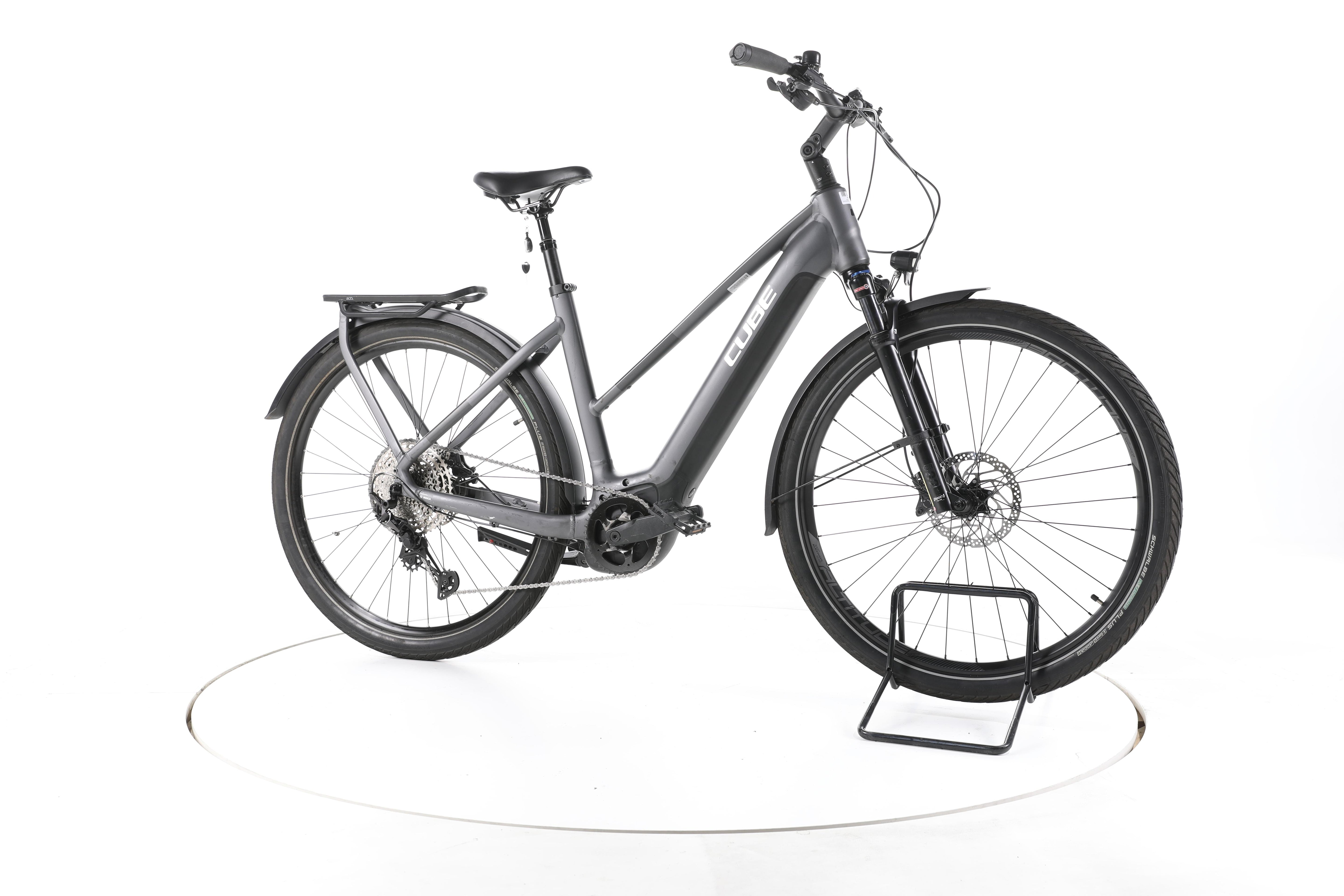 Cube Touring Hybrid EXC Trekking E-Bike - Image 2