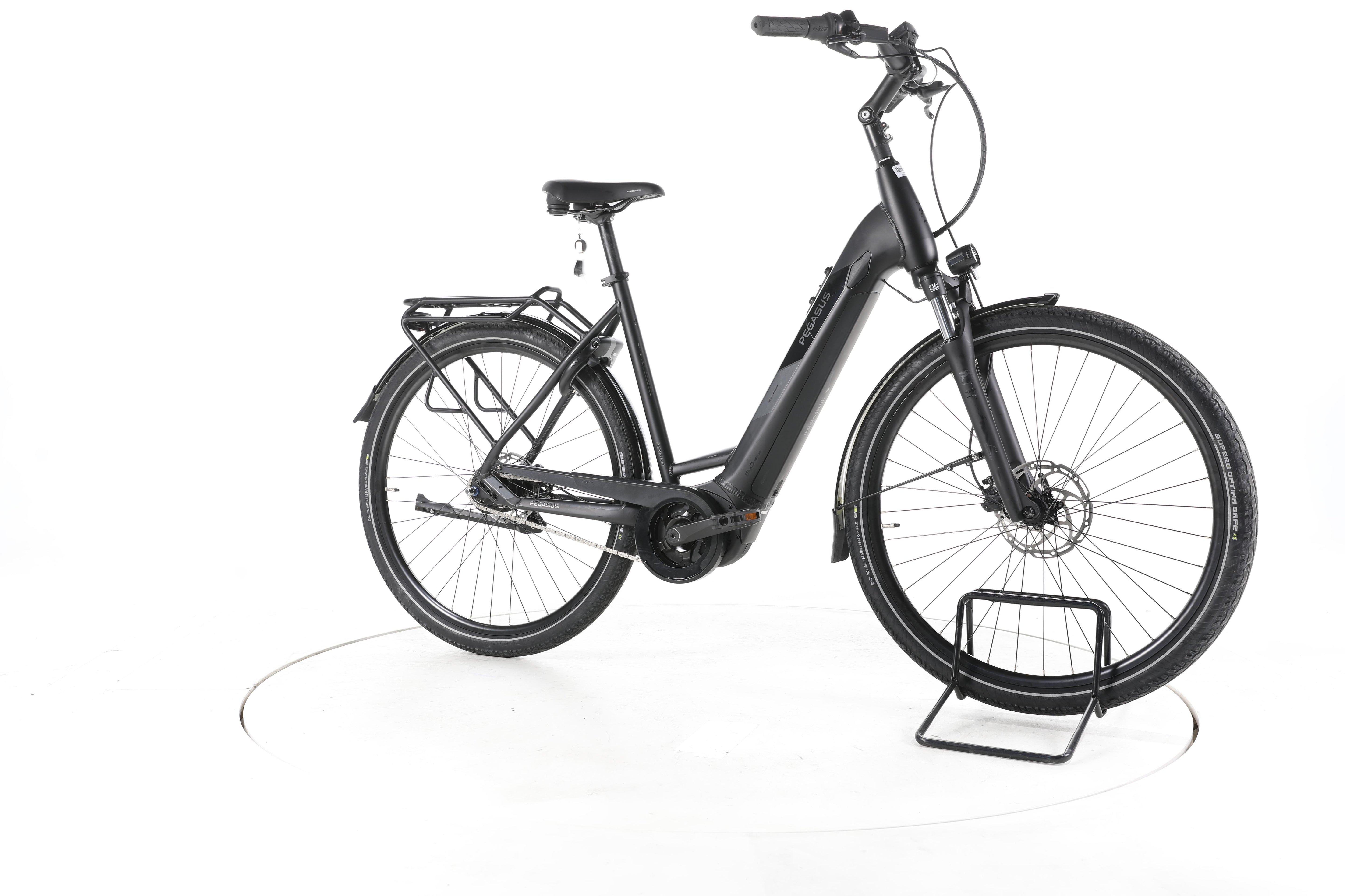 Pegasus Solero EVO 8F Trekking E-Bike Tiefeinsteiger - Image 2