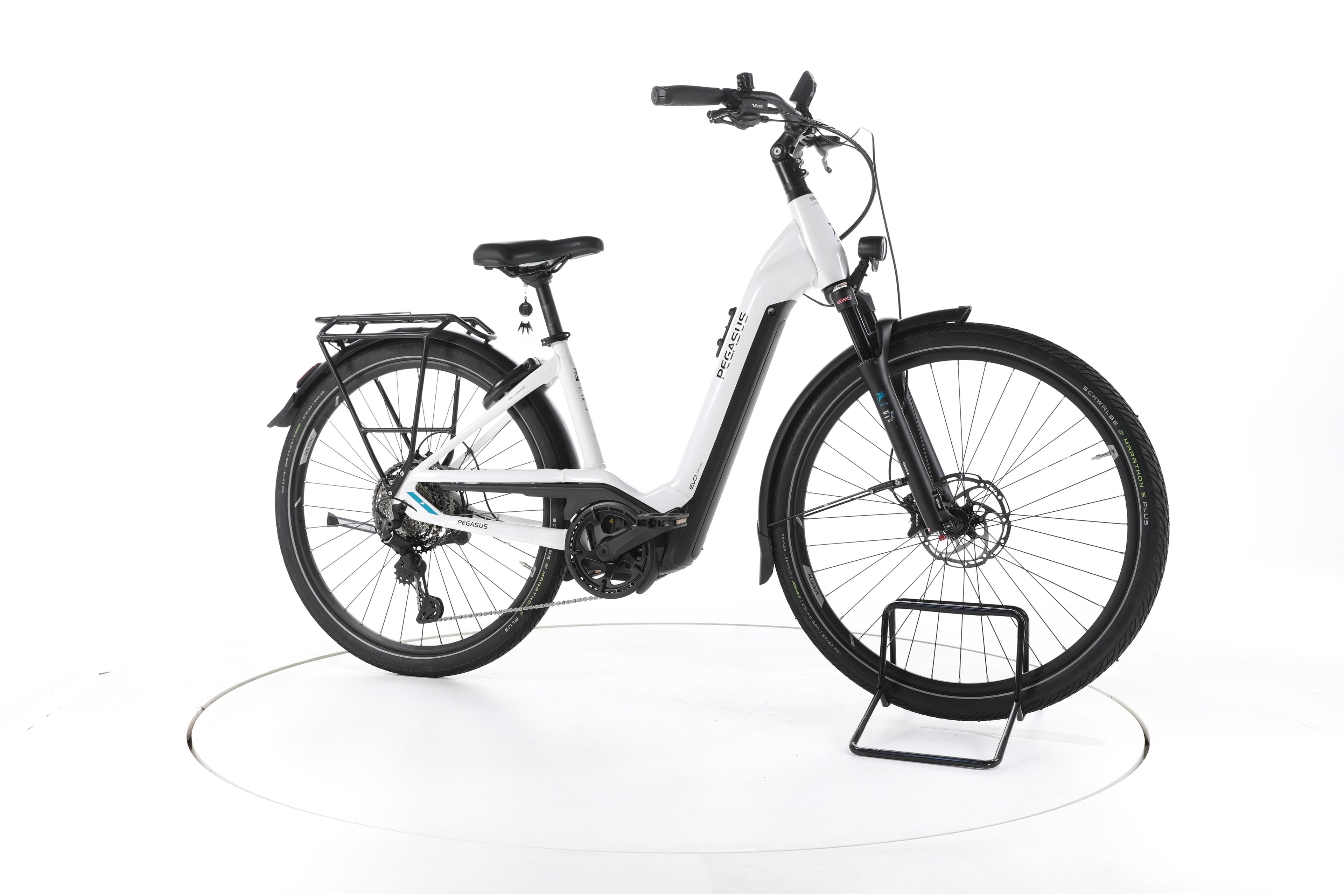 Pegasus Premio EVO 11 "40 Years" Trekking E-Bike Tiefeinsteiger 2023 - Image 2