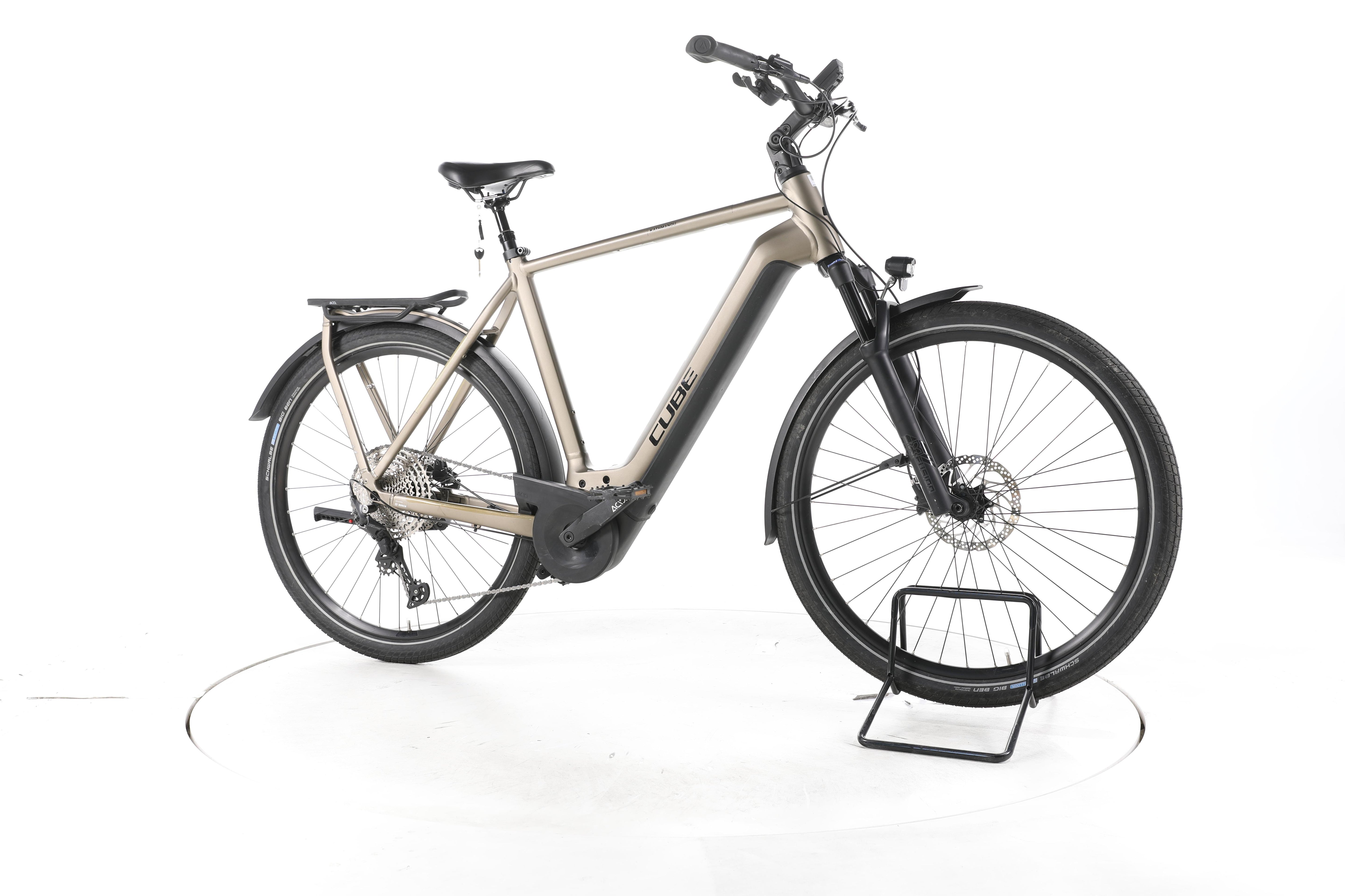 Cube Kathmandu Hybrid Pro Trekking E-Bike - Image 2