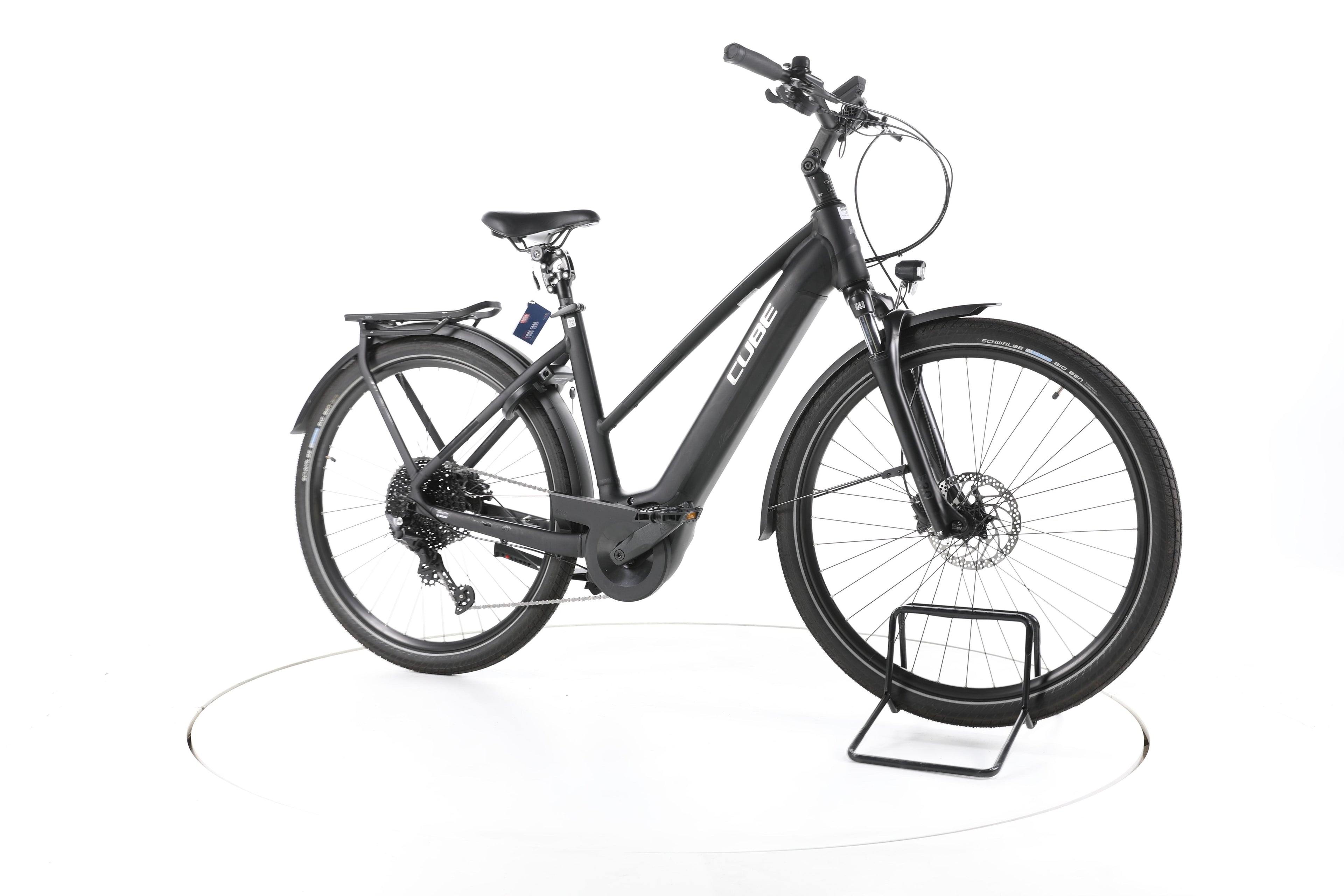 Cube Touring Hybrid Pro Trekking E-Bike 2023 - Image 2