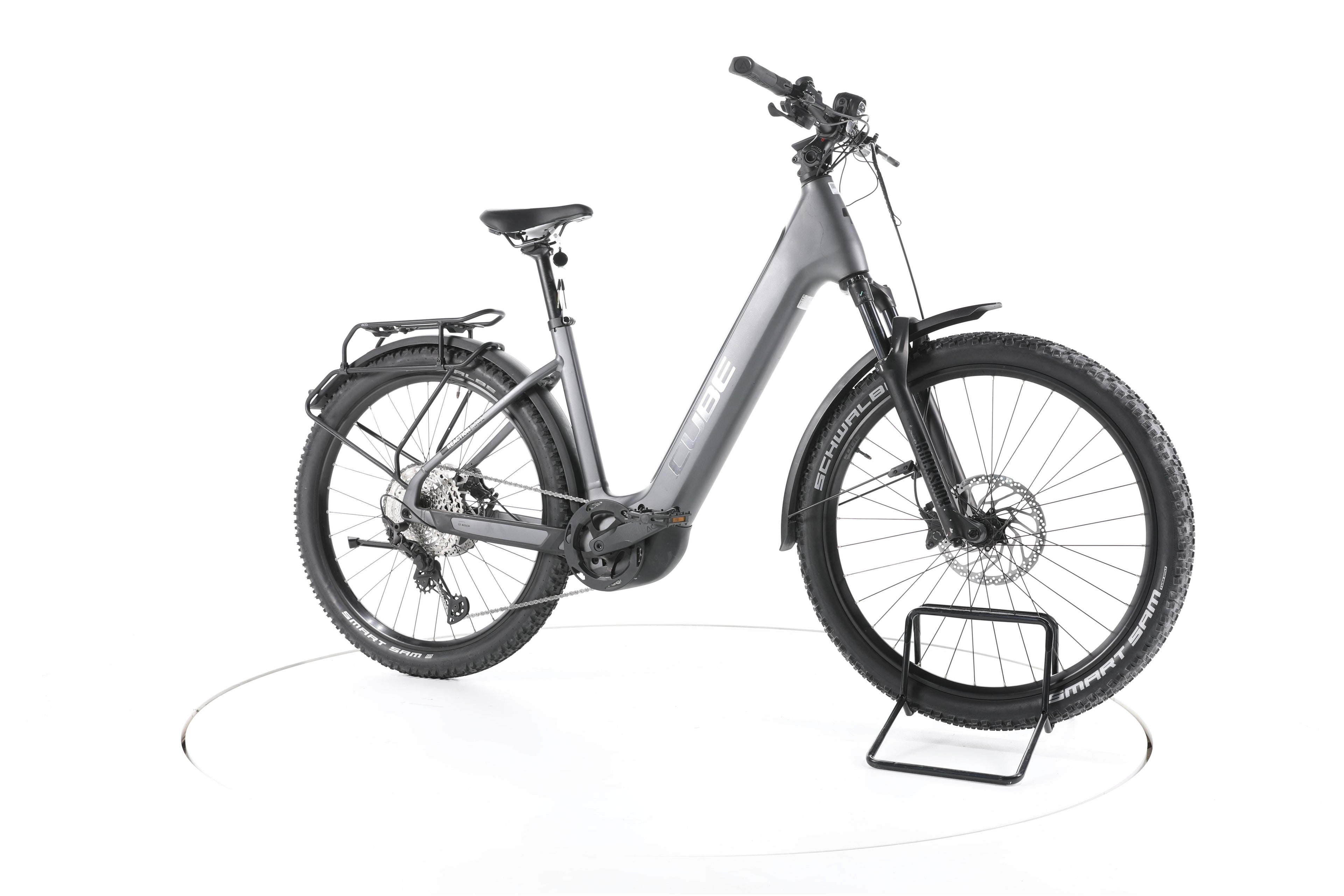 Cube Reaction Hybrid Race Trekking E-Bike Tiefeinsteiger 2023 - Image 2