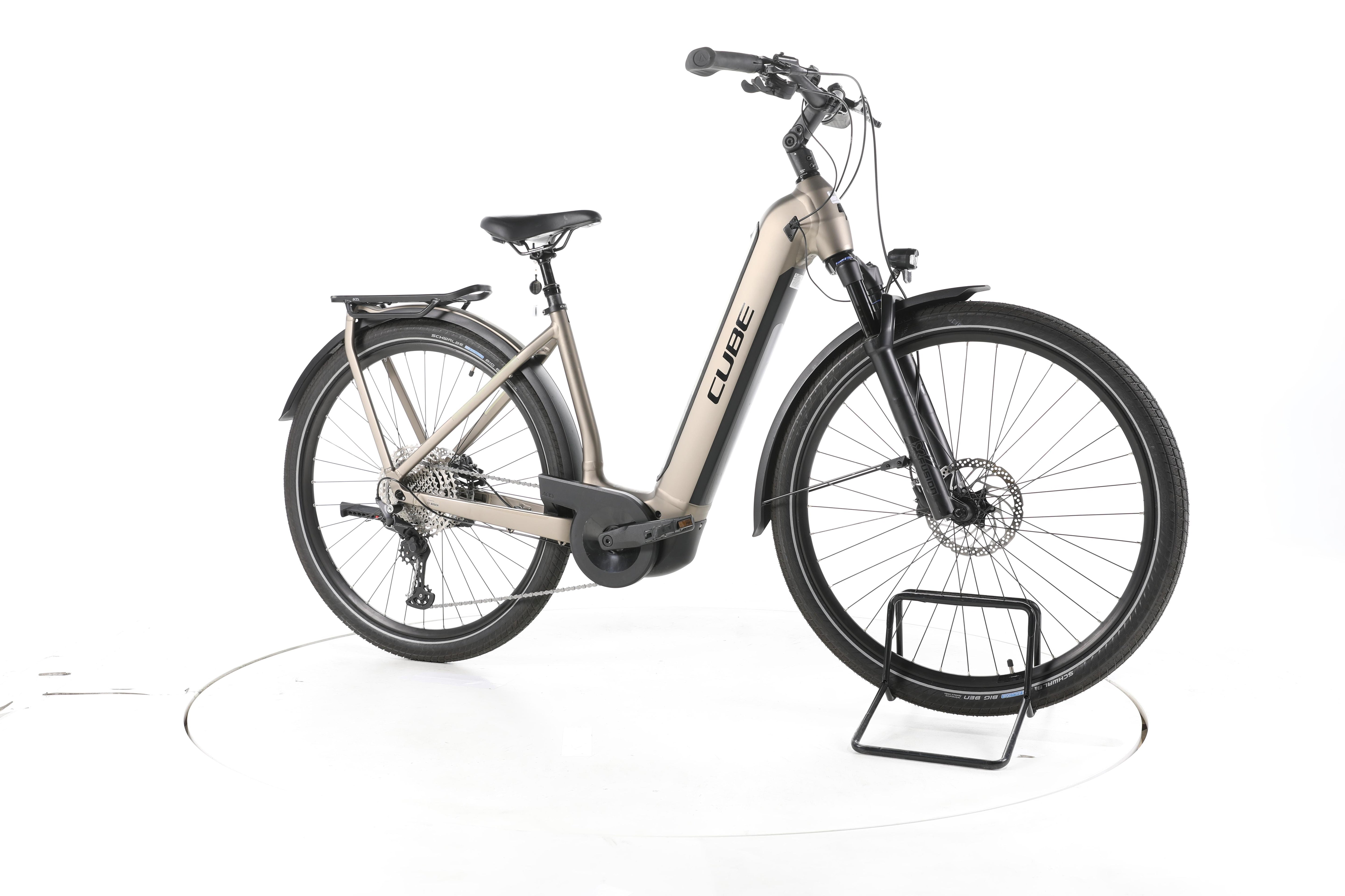 Cube Kathmandu Hybrid Pro Trekking E-Bike Tiefeinsteiger - Image 2