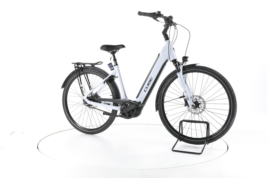 Cube Supreme Hybrid EXC City E-Bike Tiefeinsteiger 2023 - Image 2