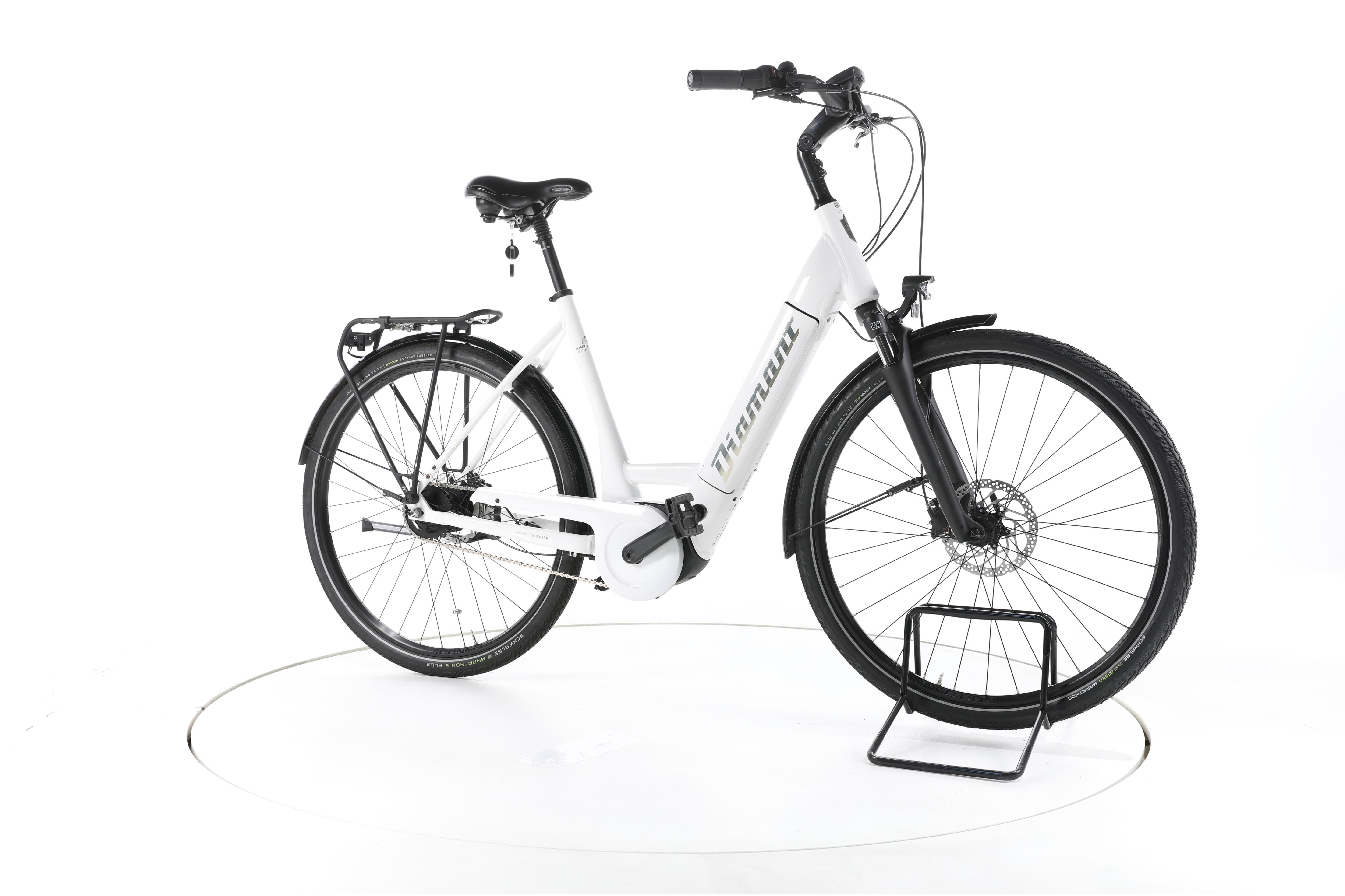 Diamant Beryll deluxe + City E-Bike Tiefeinsteiger - Image 2