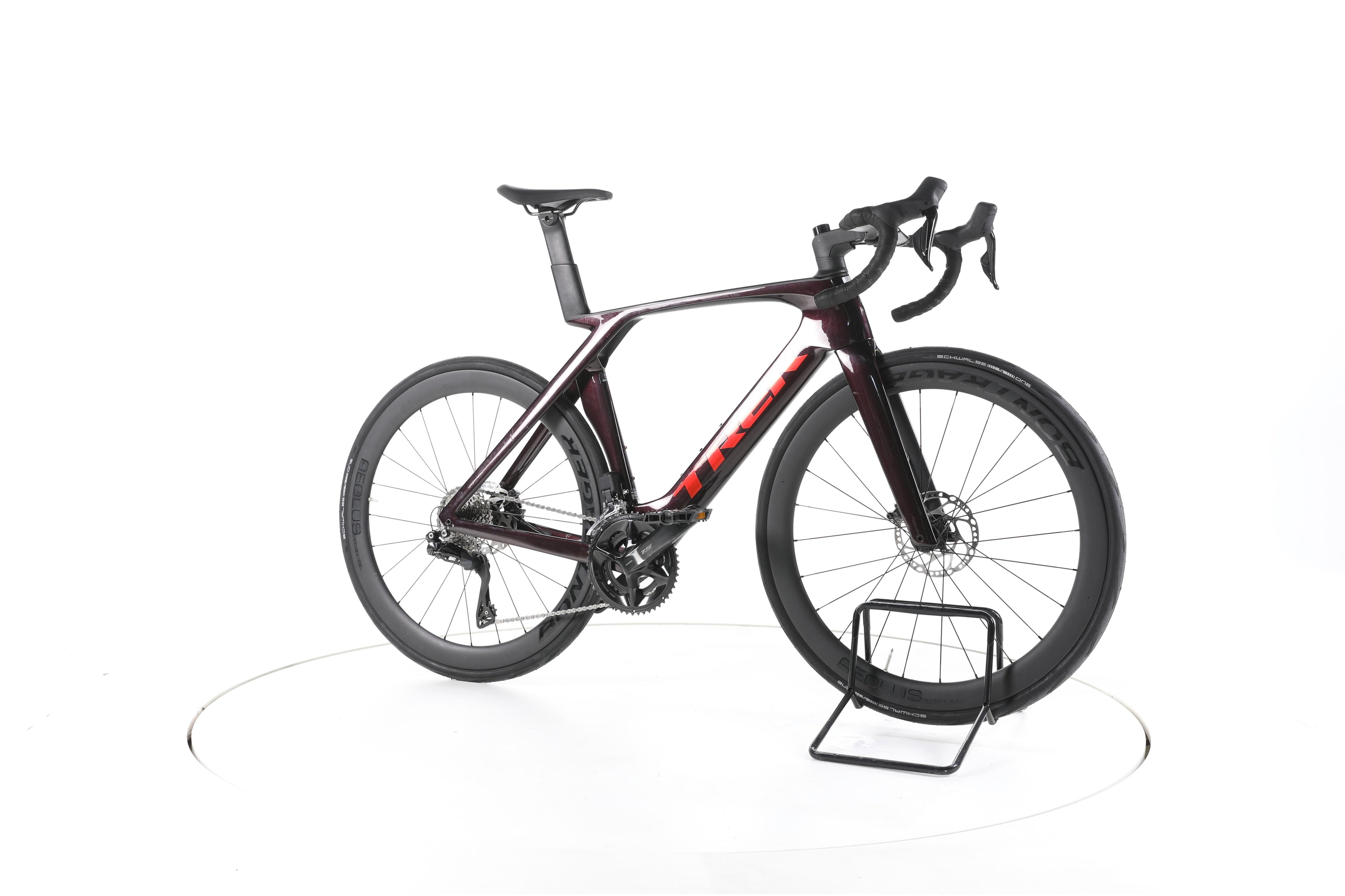 Trek Madone SL 6 Gen 7 - Image 2