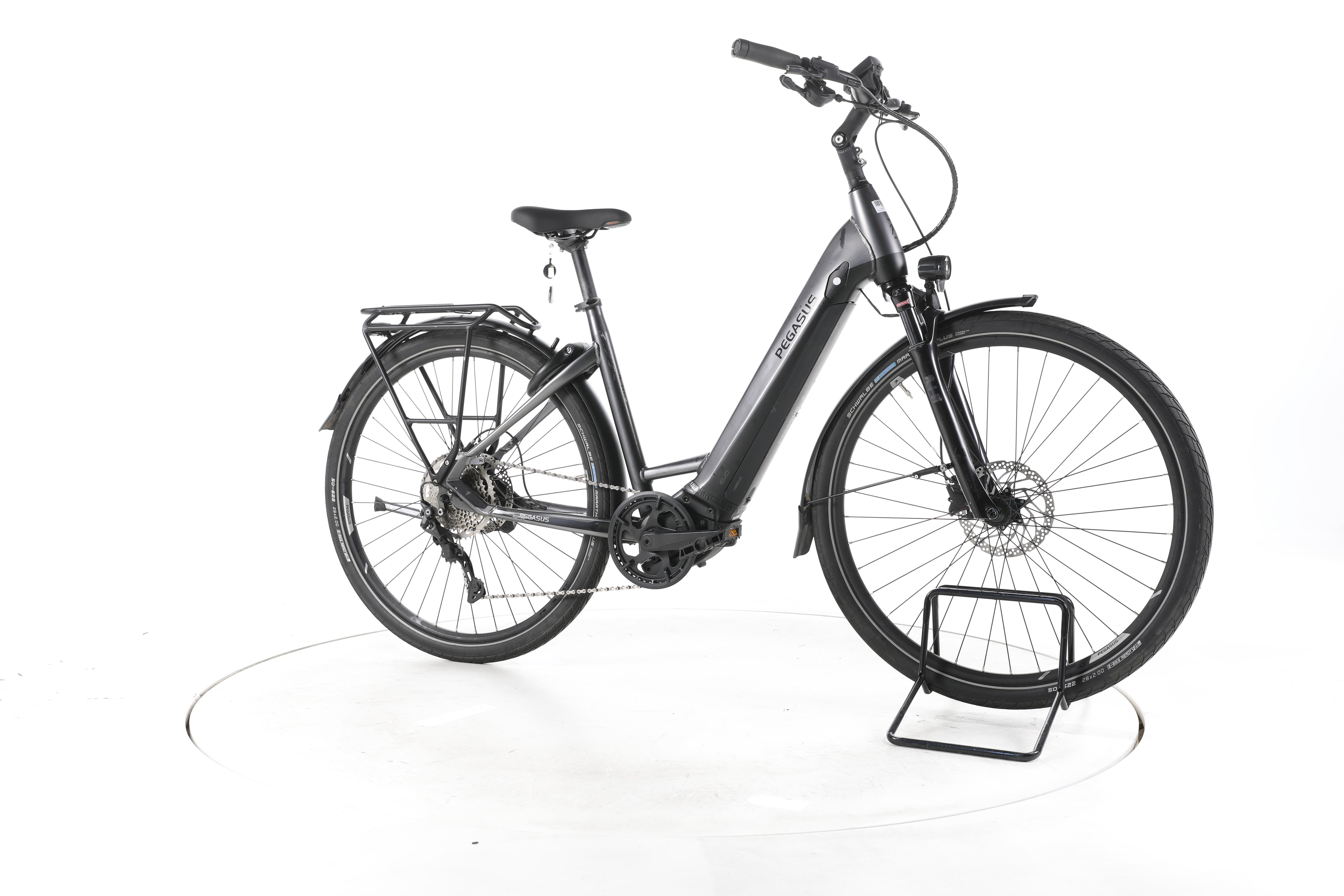 Pegasus Premio EVO 10 Lite Trekking E-Bike Tiefeinsteiger - Image 2