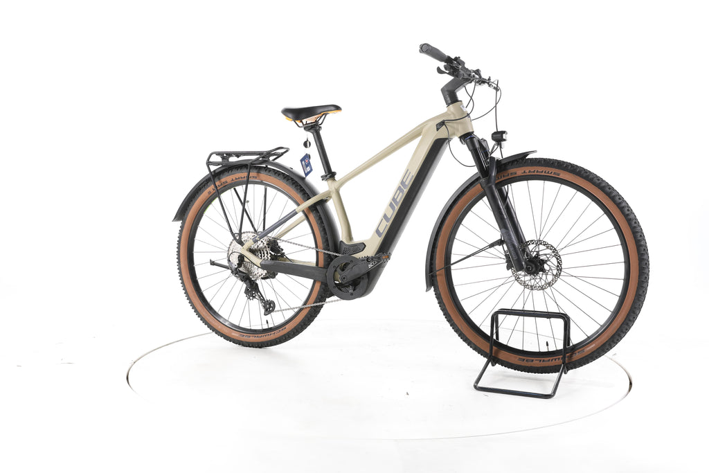Cube Reaction Hybrid Pro Trekking E-Bike - Image 2