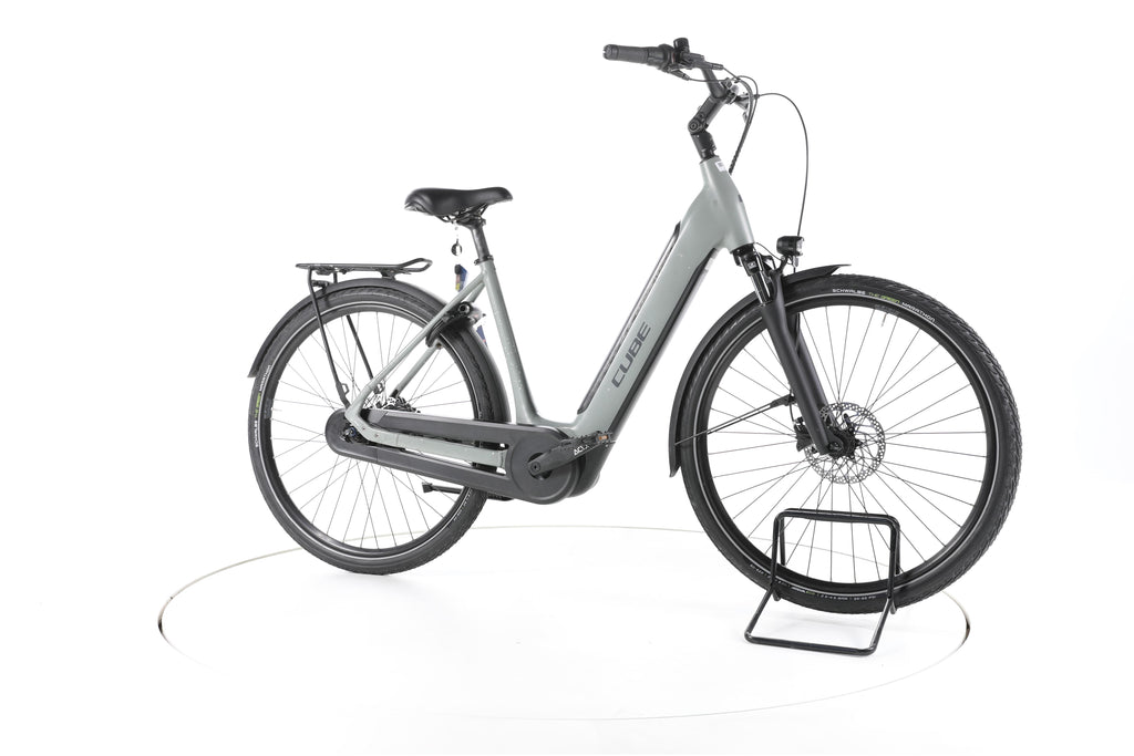 Cube Supreme Hybrid ONE Trekking E-Bike Tiefeinsteiger - Image 2