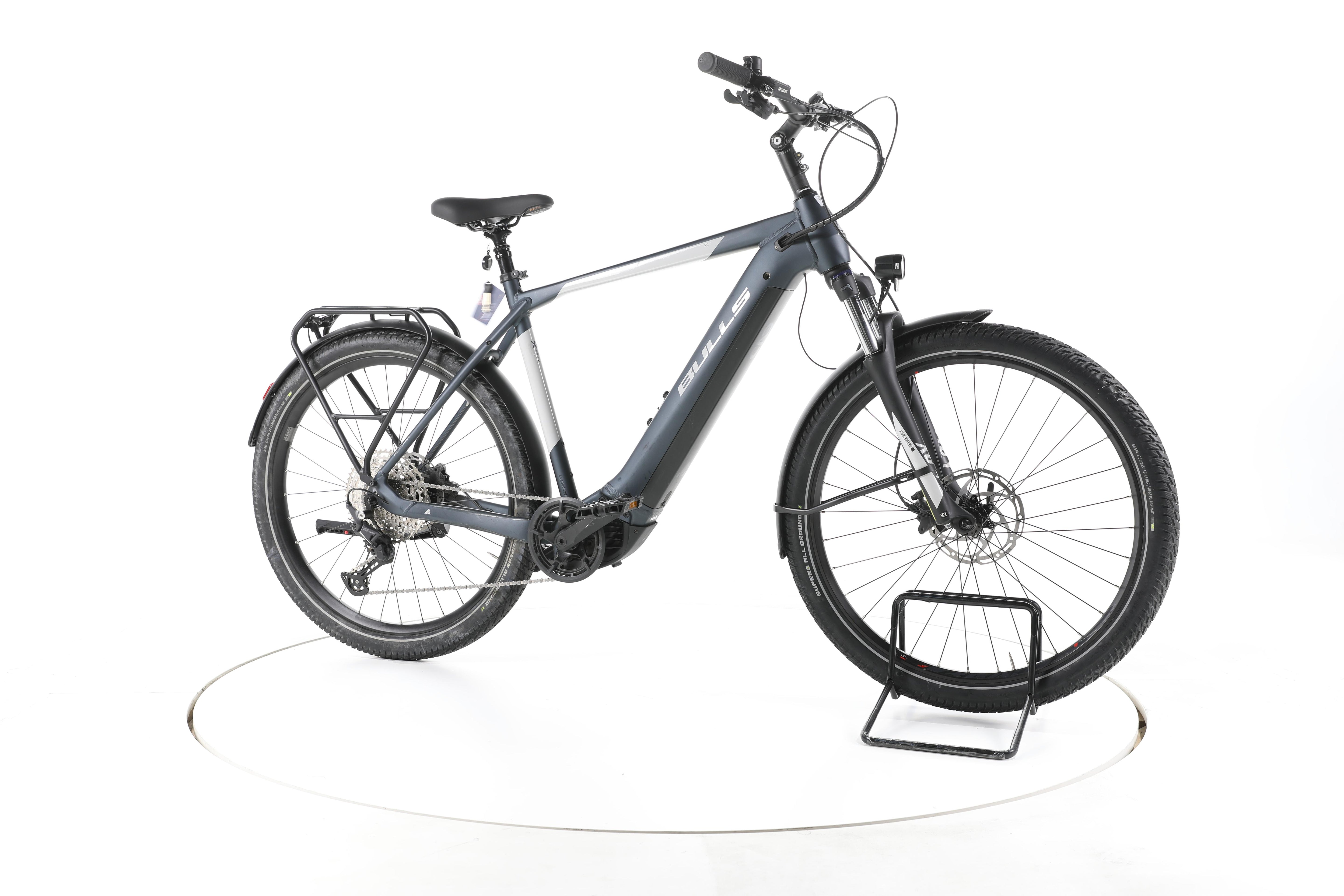 Bulls Iconic Evo 1 Trekking E-Bike - Image 2