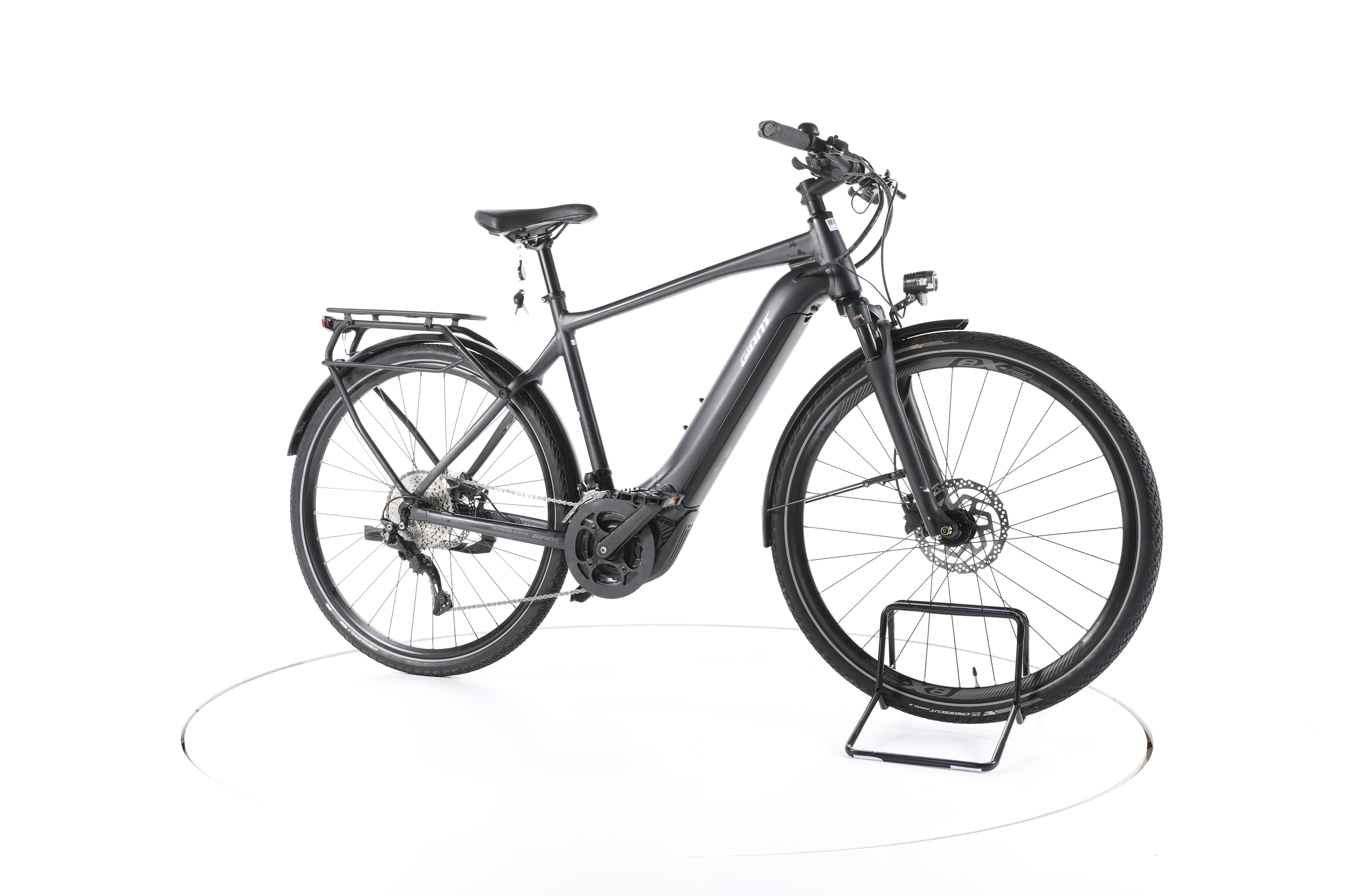 Giant Explore E+1 Trekking E-Bike - Image 2