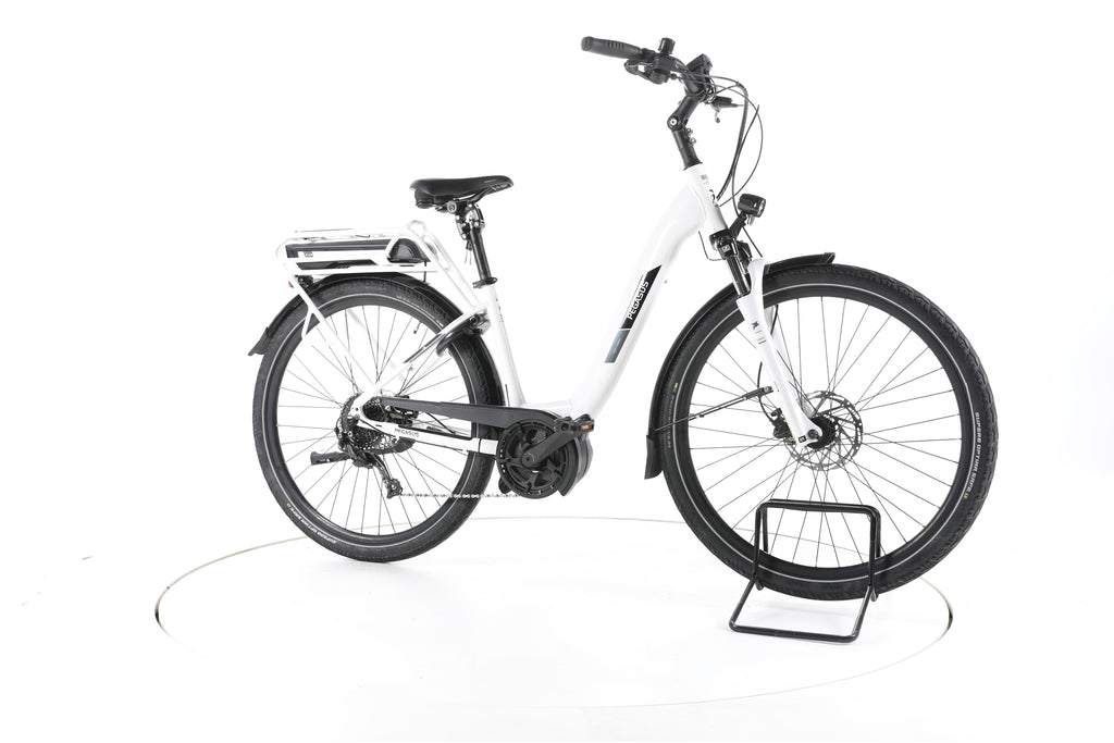 Pegasus Solero E9 Performance Trekking E-Bike Tiefeinsteiger - Image 2
