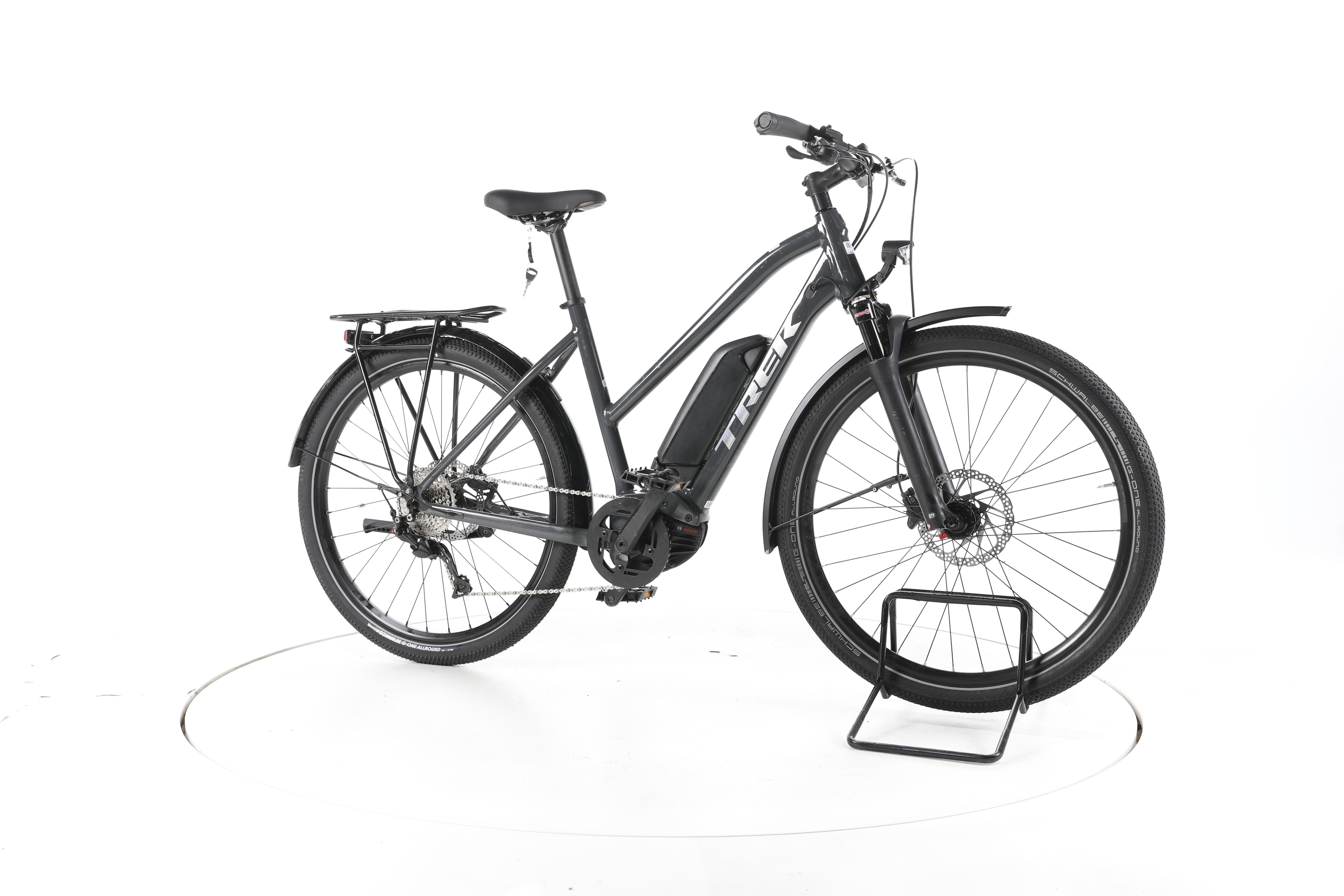 Trek Allant 5+ Trekking E-Bike - Image 2