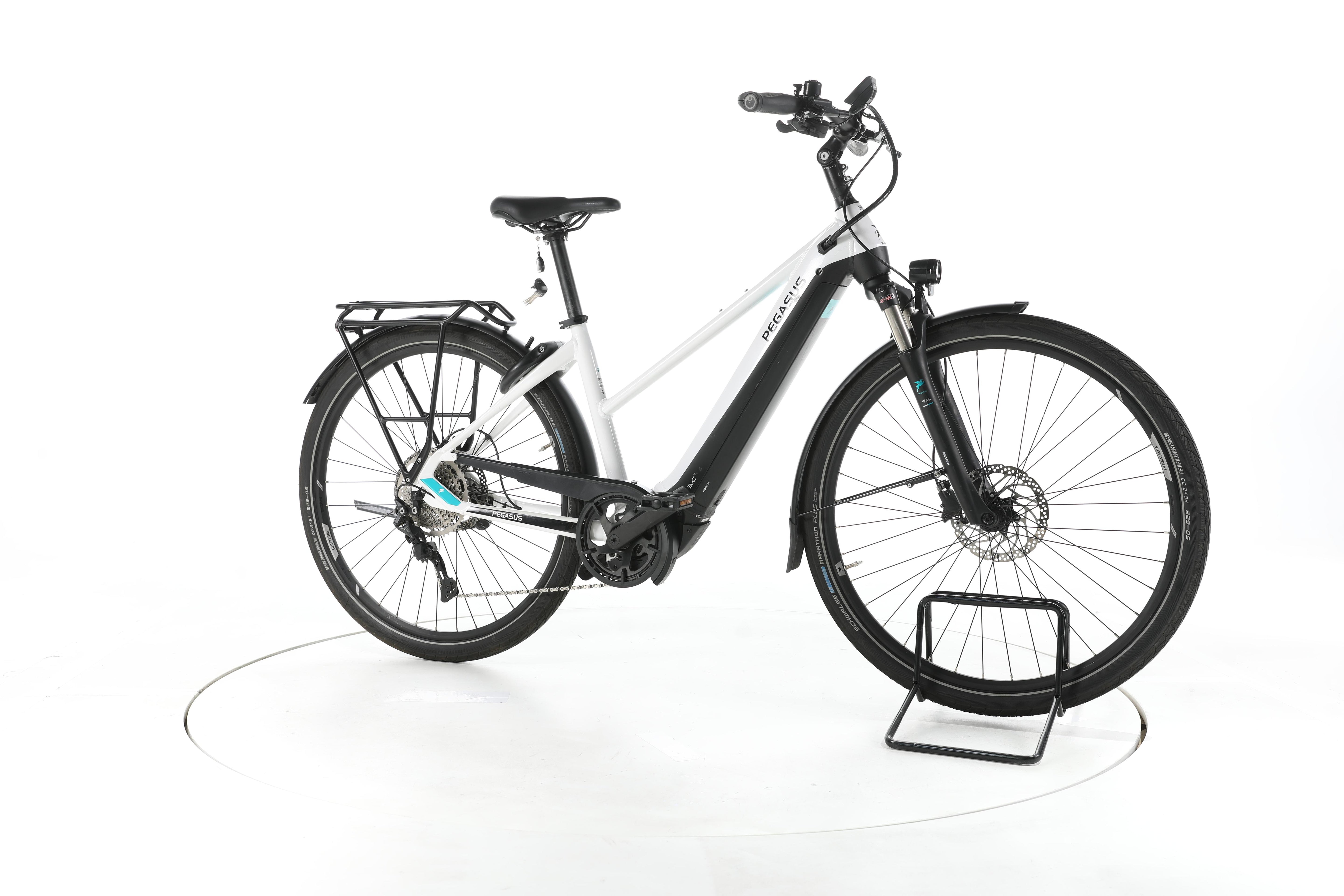 Pegasus Premio EVO 10 Lite Trekking E-Bike - Image 2