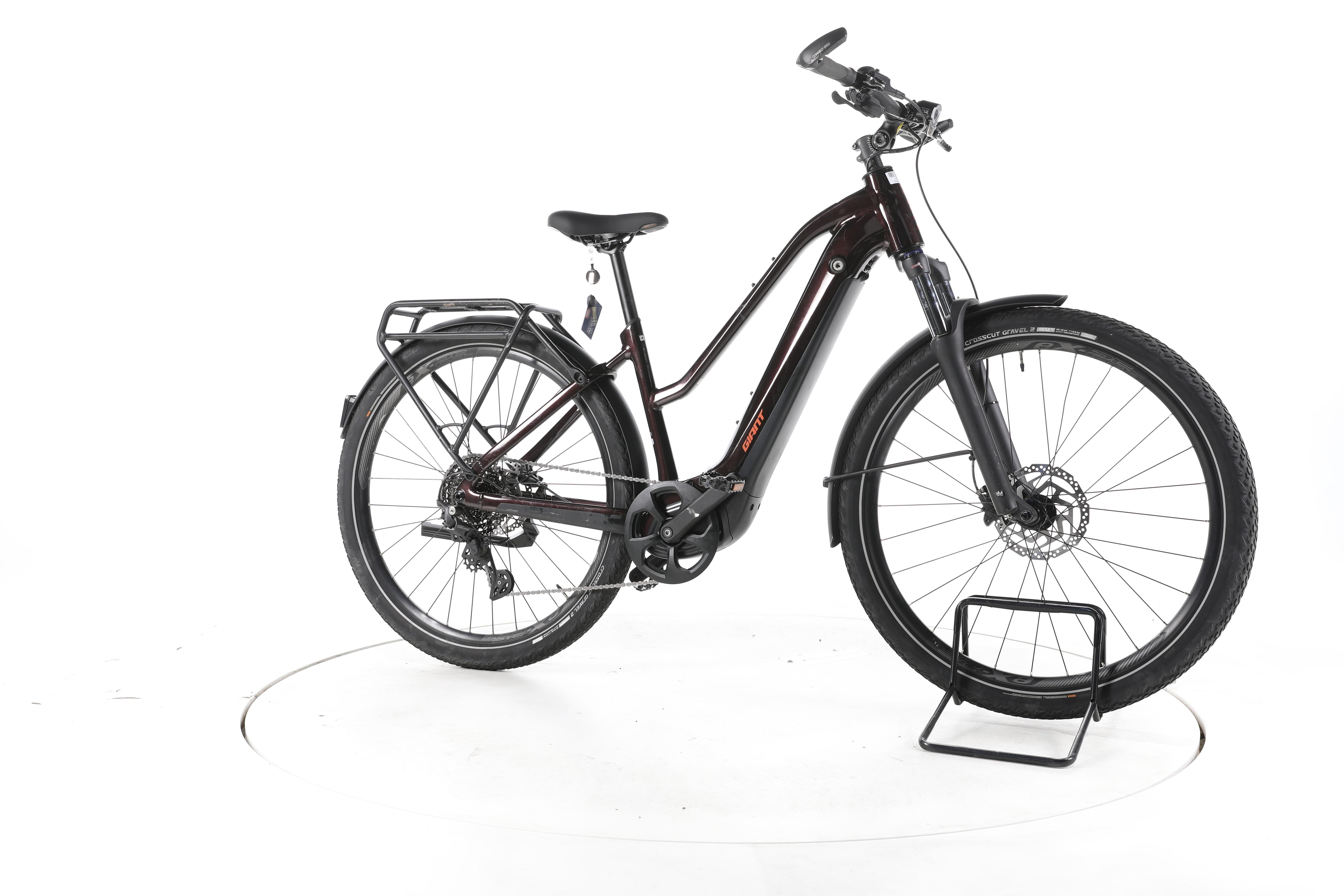 Giant Explore E+ 1 STA Trekking E-Bike - Image 2