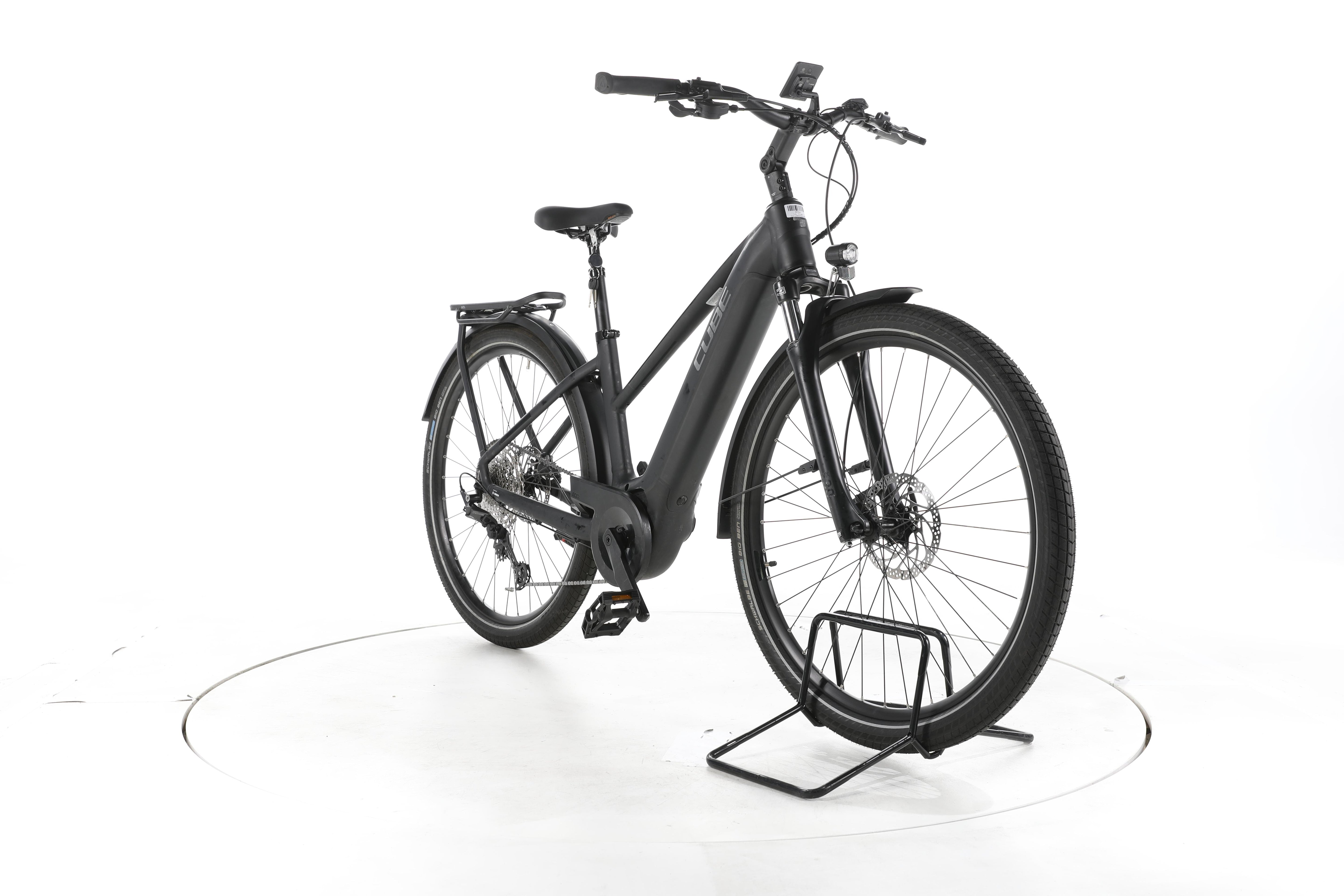 Cube Touring Hybrid Pro Trekking E-Bike - Image 3