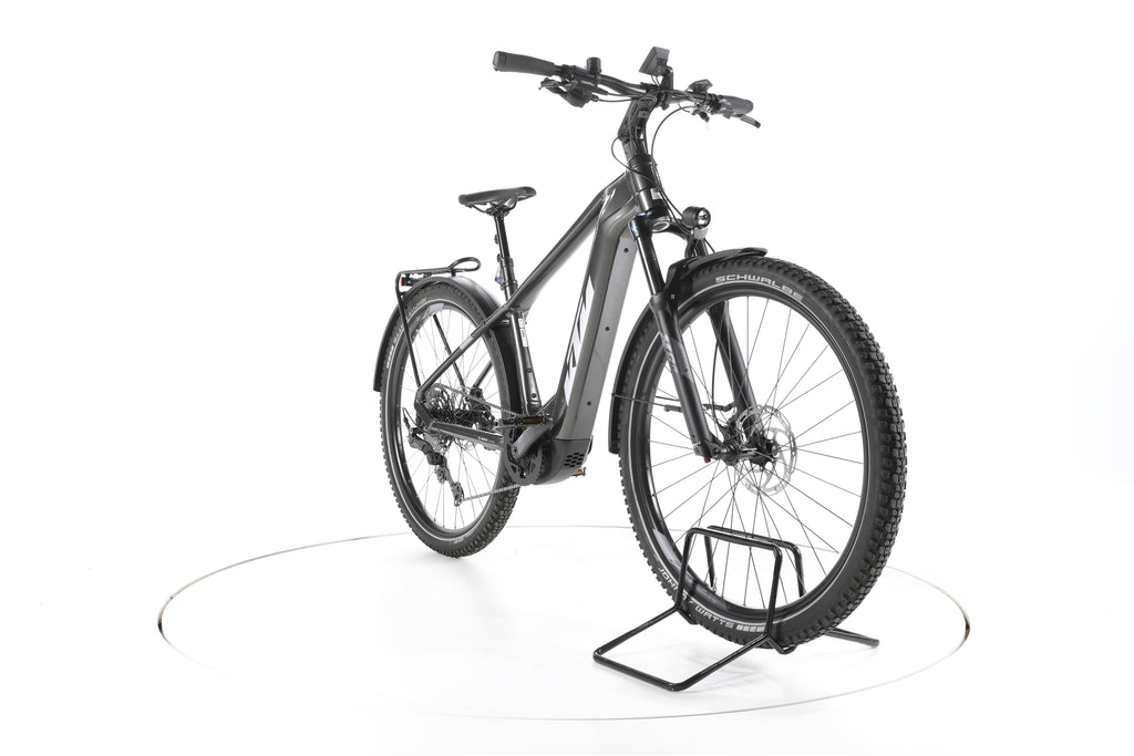 KTM Macina Team LFC Trekking E-Bike 2023 - Image 3