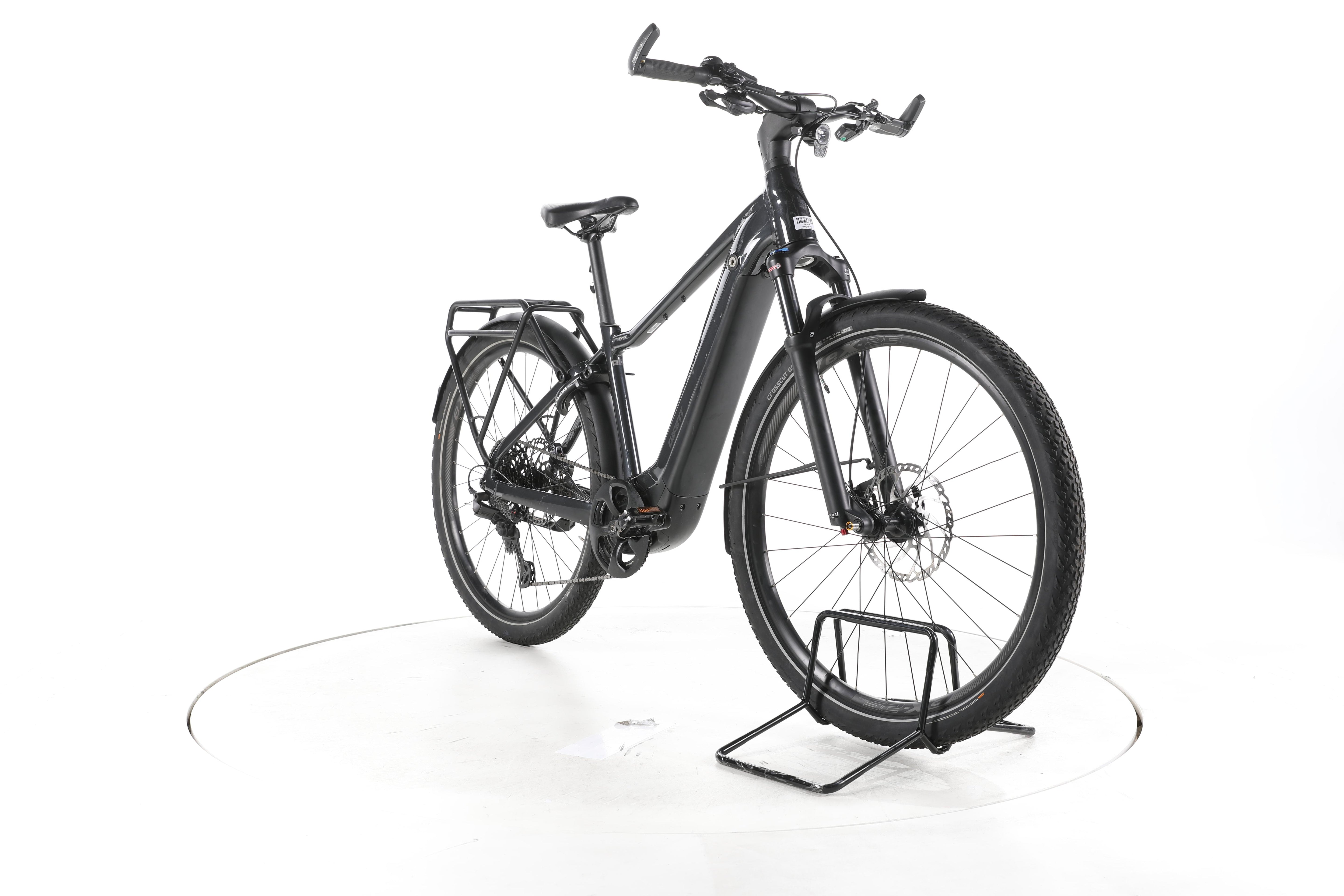 Giant Explore E+ Pro 0 Trekking E-Bike - Image 3