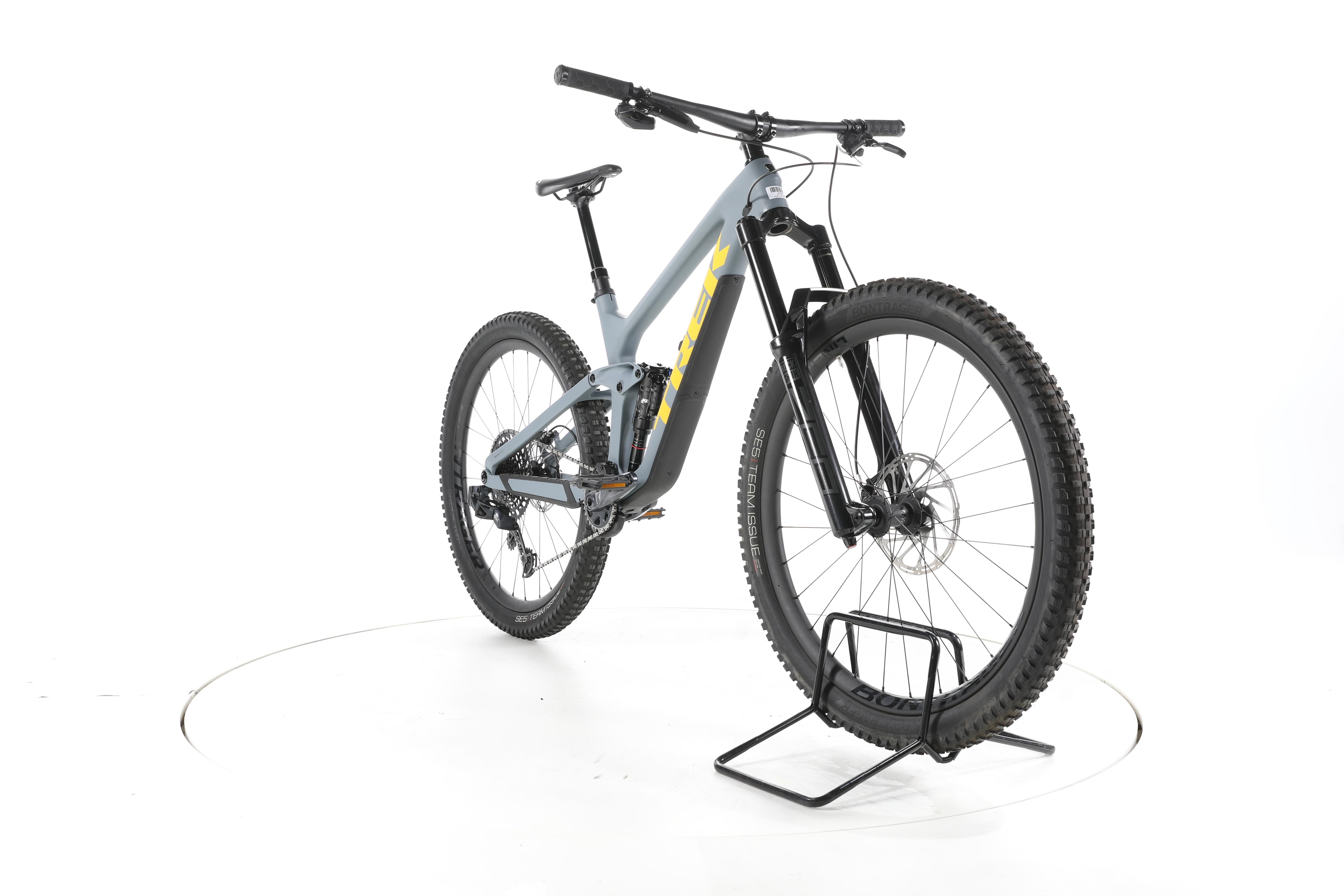 Trek Slash 9.8 XT Gen 5 - Image 3