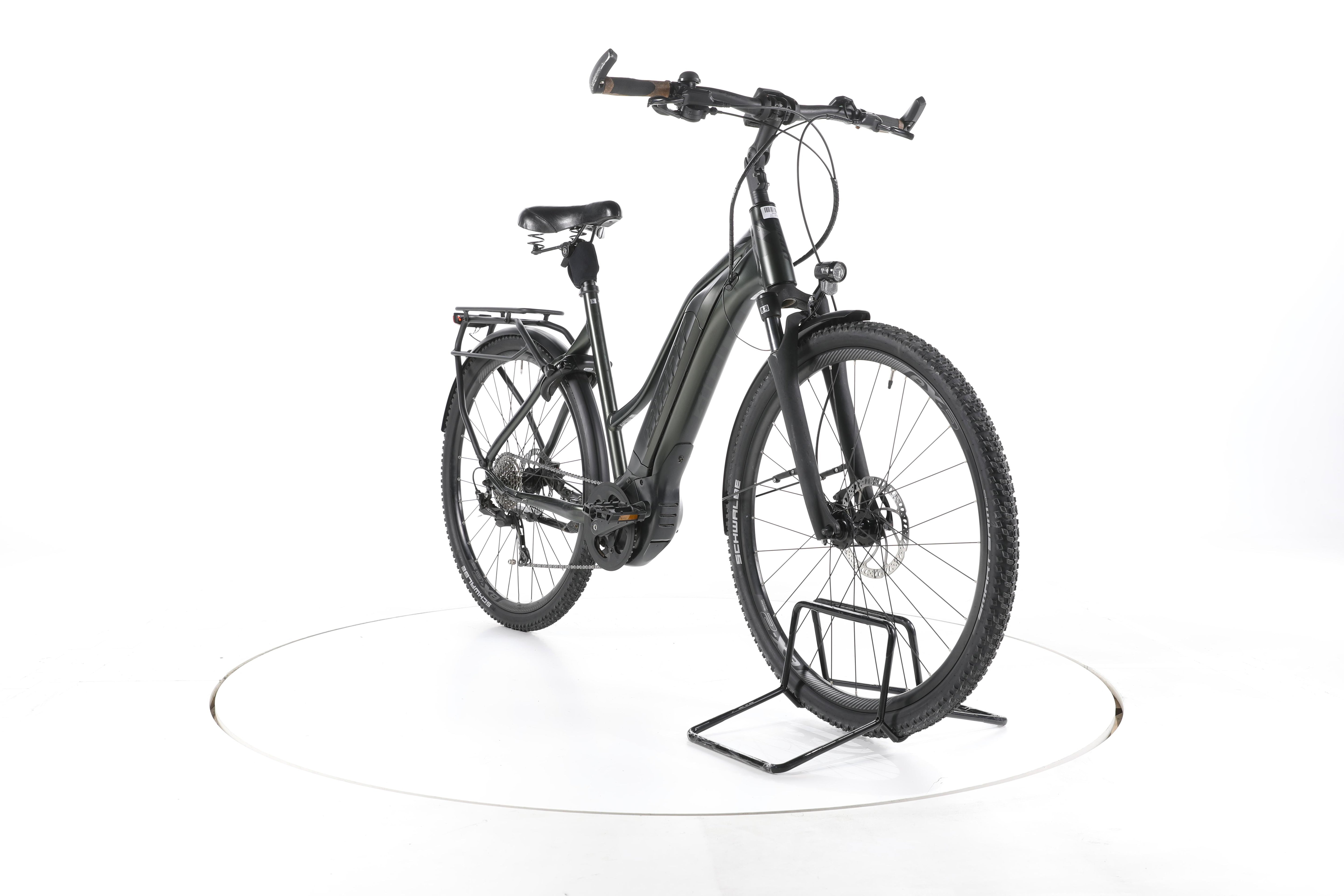 Giant Explore E+ 3 Trekking E-Bike - Image 3