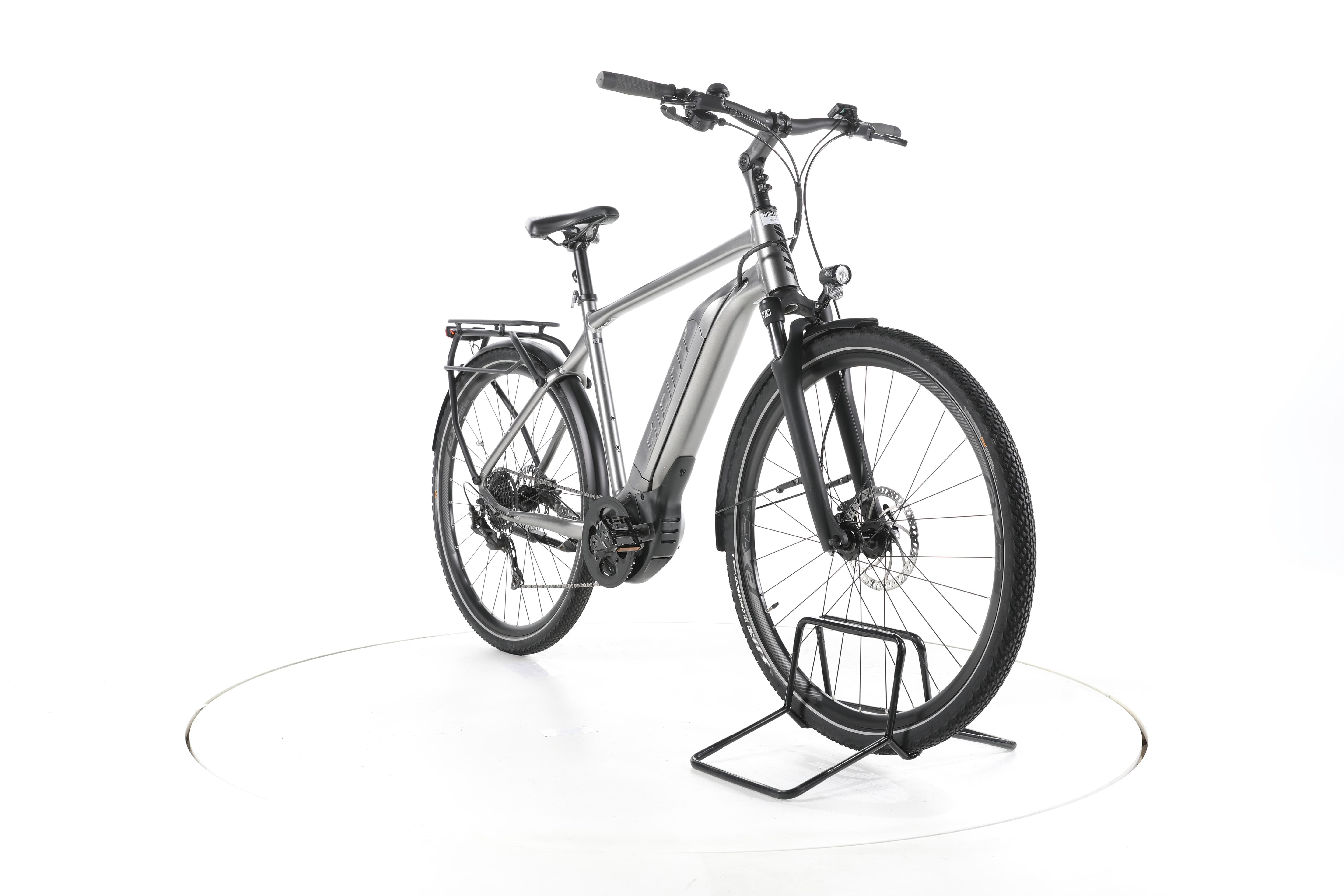 Giant Explore E+ 3 Trekking E-Bike - Image 3