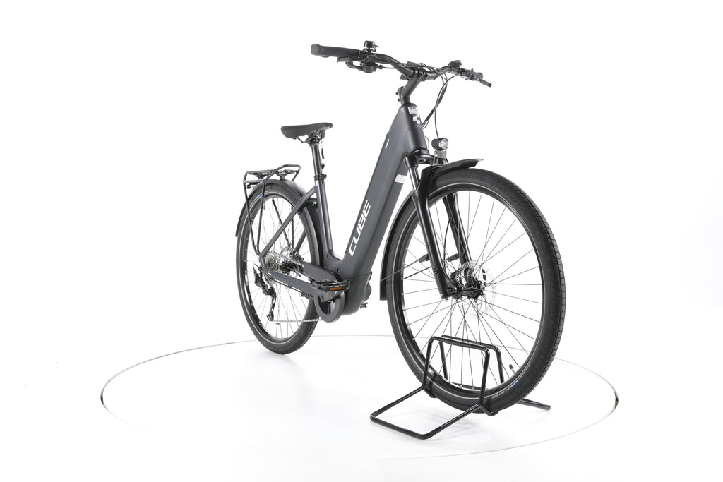 Cube Touring Hybrid ONE Trekking E-Bike Tiefeinsteiger 2023 - Image 3