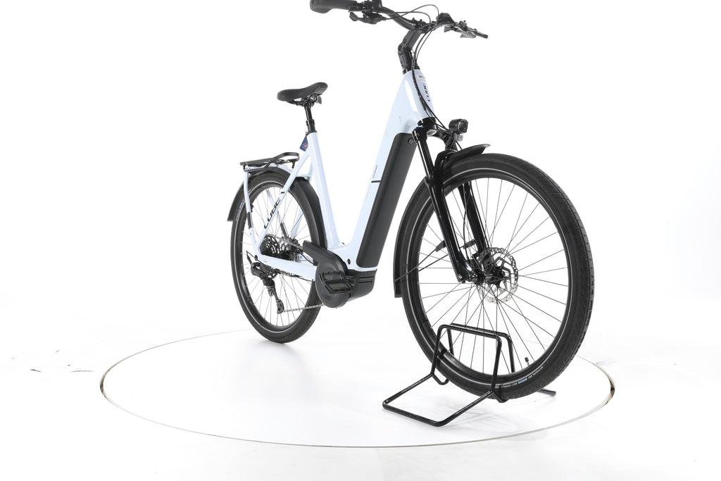 Cube Kathmandu Hybrid ONE Trekking E-Bike Tiefeinsteiger 2025 - Image 3