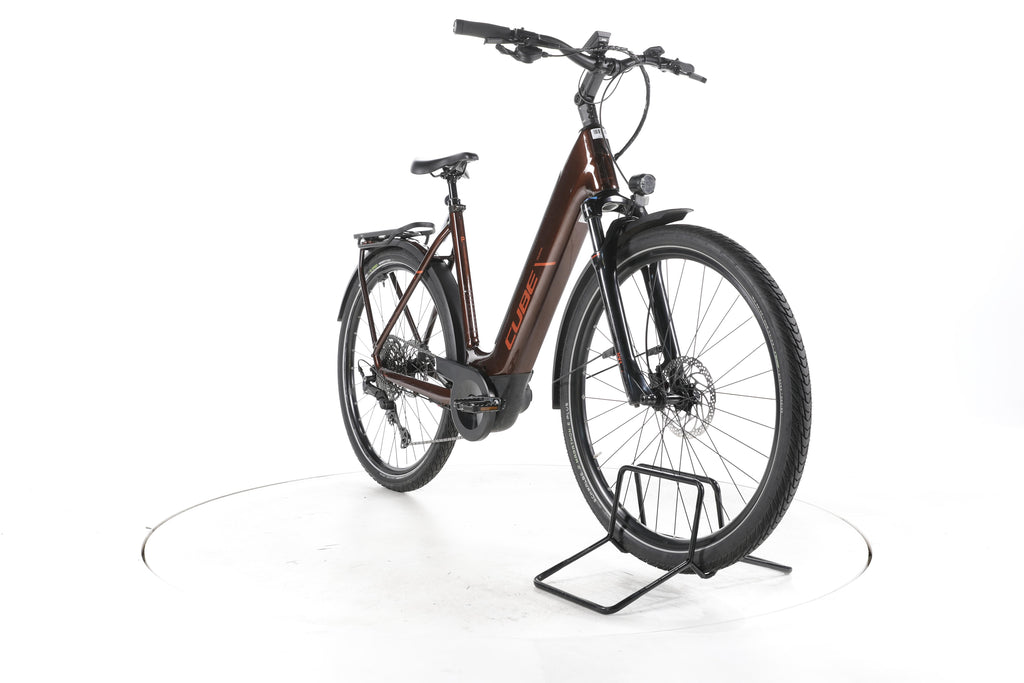 Cube Touring Hybrid Pro Trekking E-Bike Tiefeinsteiger 2024 - Image 3