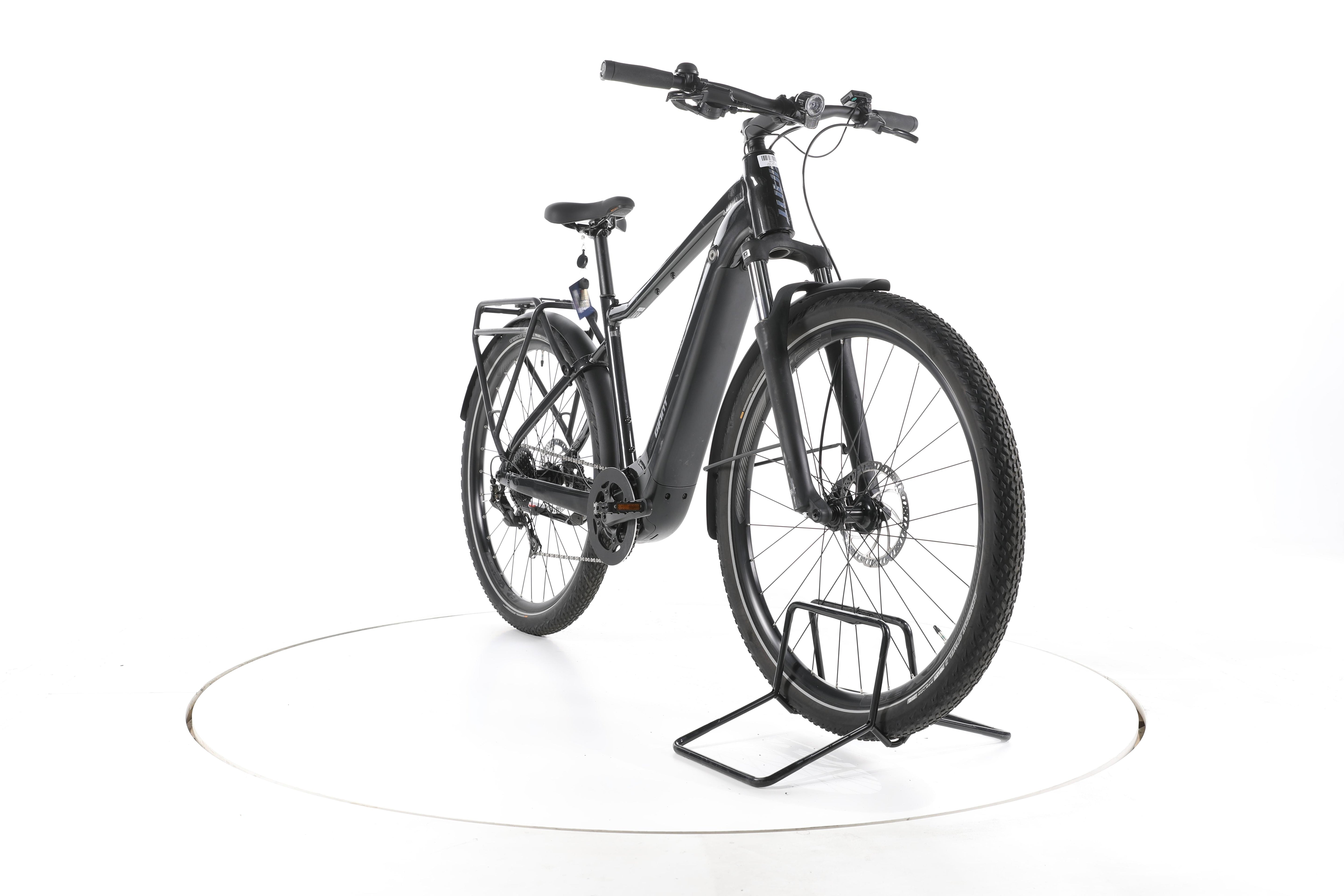 Giant Explore E+ 2 Trekking E-Bike - Image 3