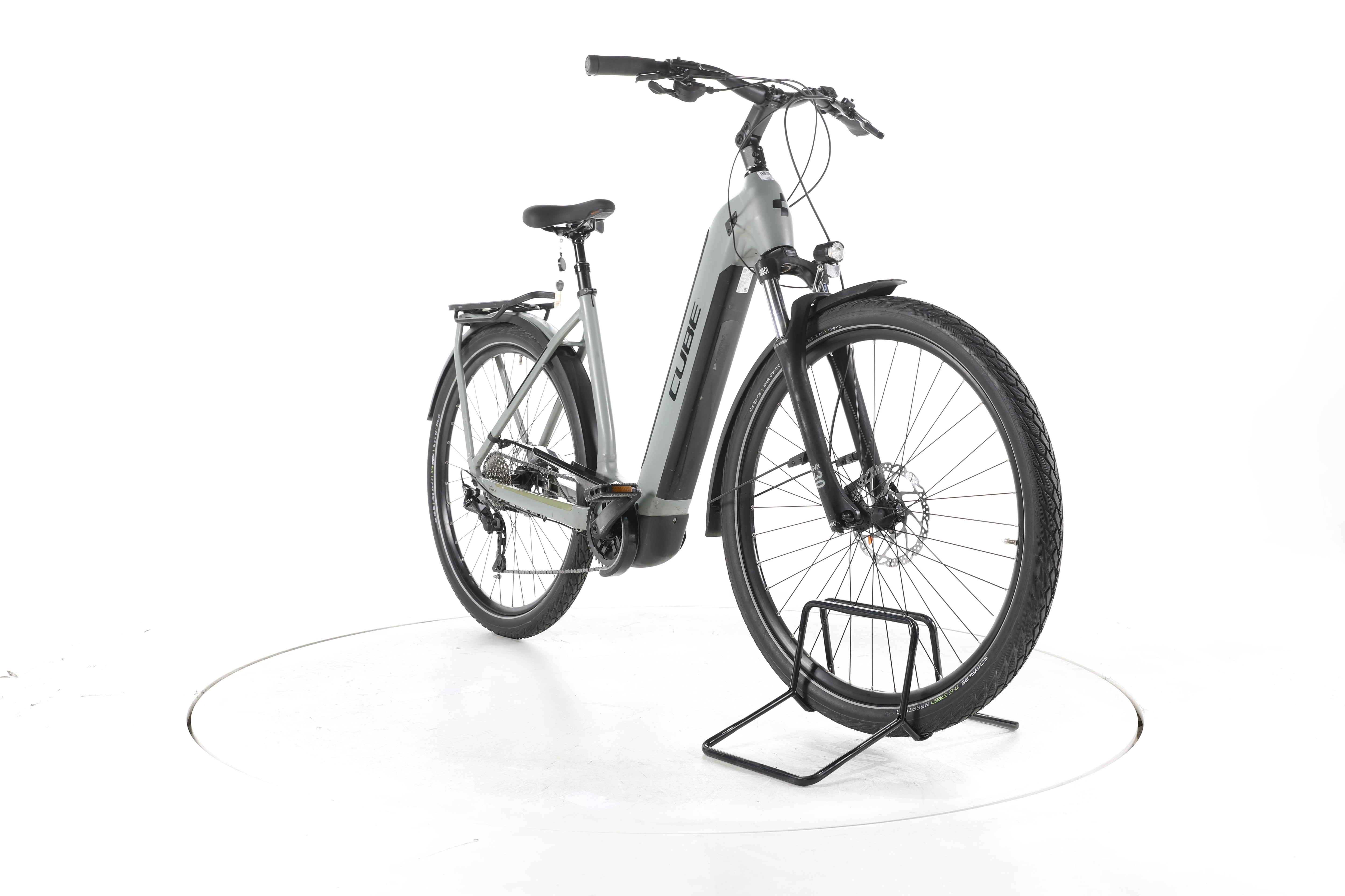 Cube Kathmandu Hybrid ONE Trekking E-Bike Tiefeinsteiger - Image 3