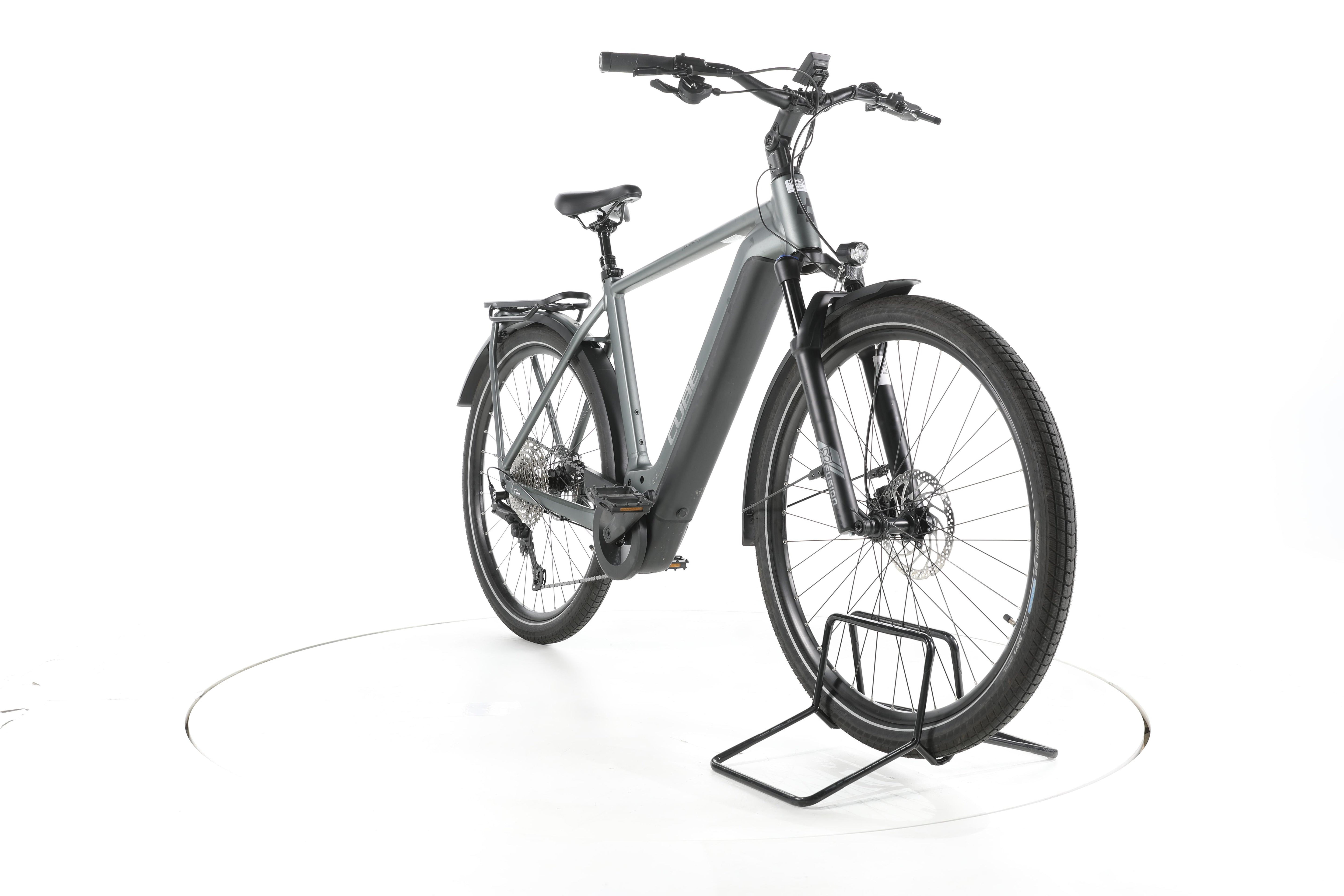 Cube Kathmandu Hybrid Pro Trekking E-Bike - Image 3