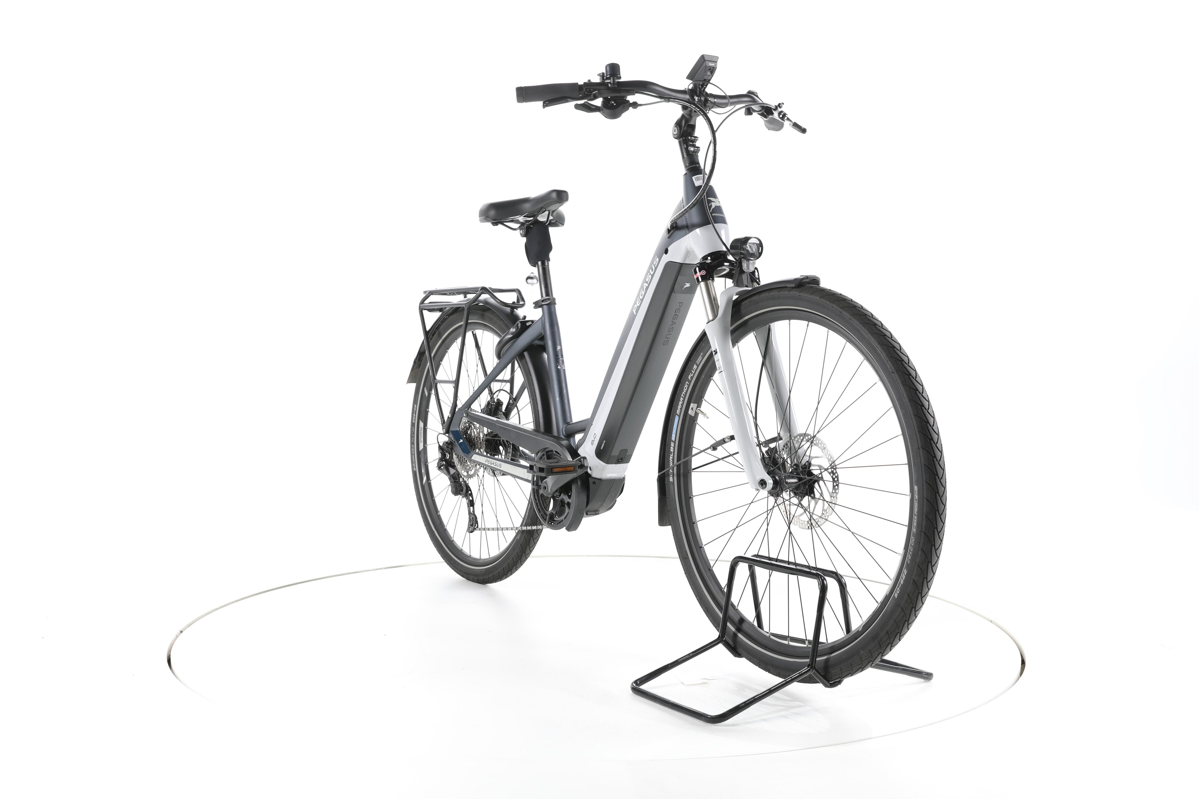 Pegasus Premio EVO 10 Lite Trekking E-Bike Tiefeinsteiger - Image 3