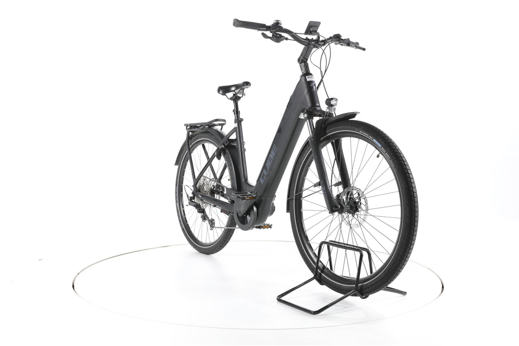 Cube Touring Hybrid Pro Trekking E-Bike Tiefeinsteiger 2023 - Image 3