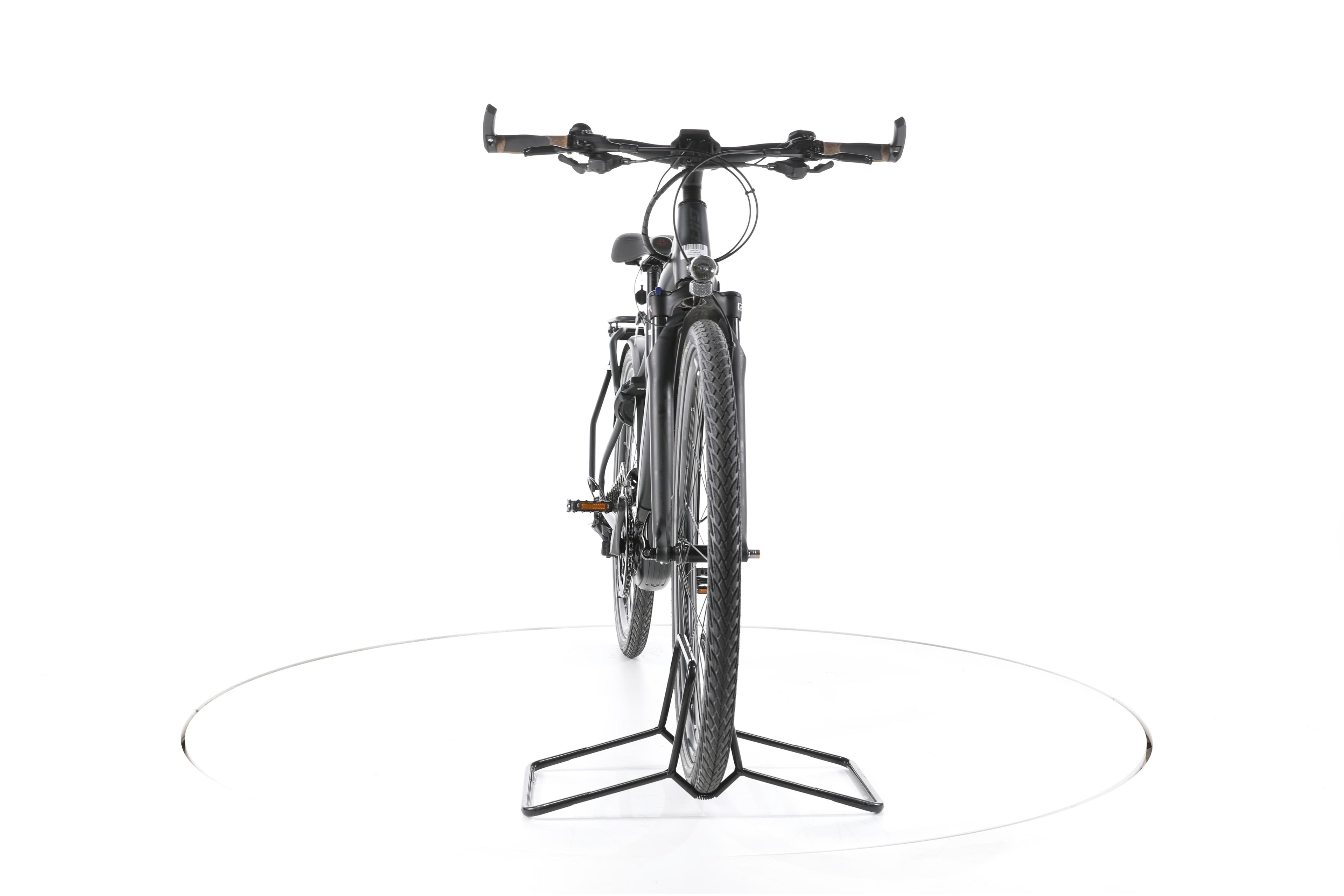 Giant Explore E+ 1 Trekking E-Bike - Image 4