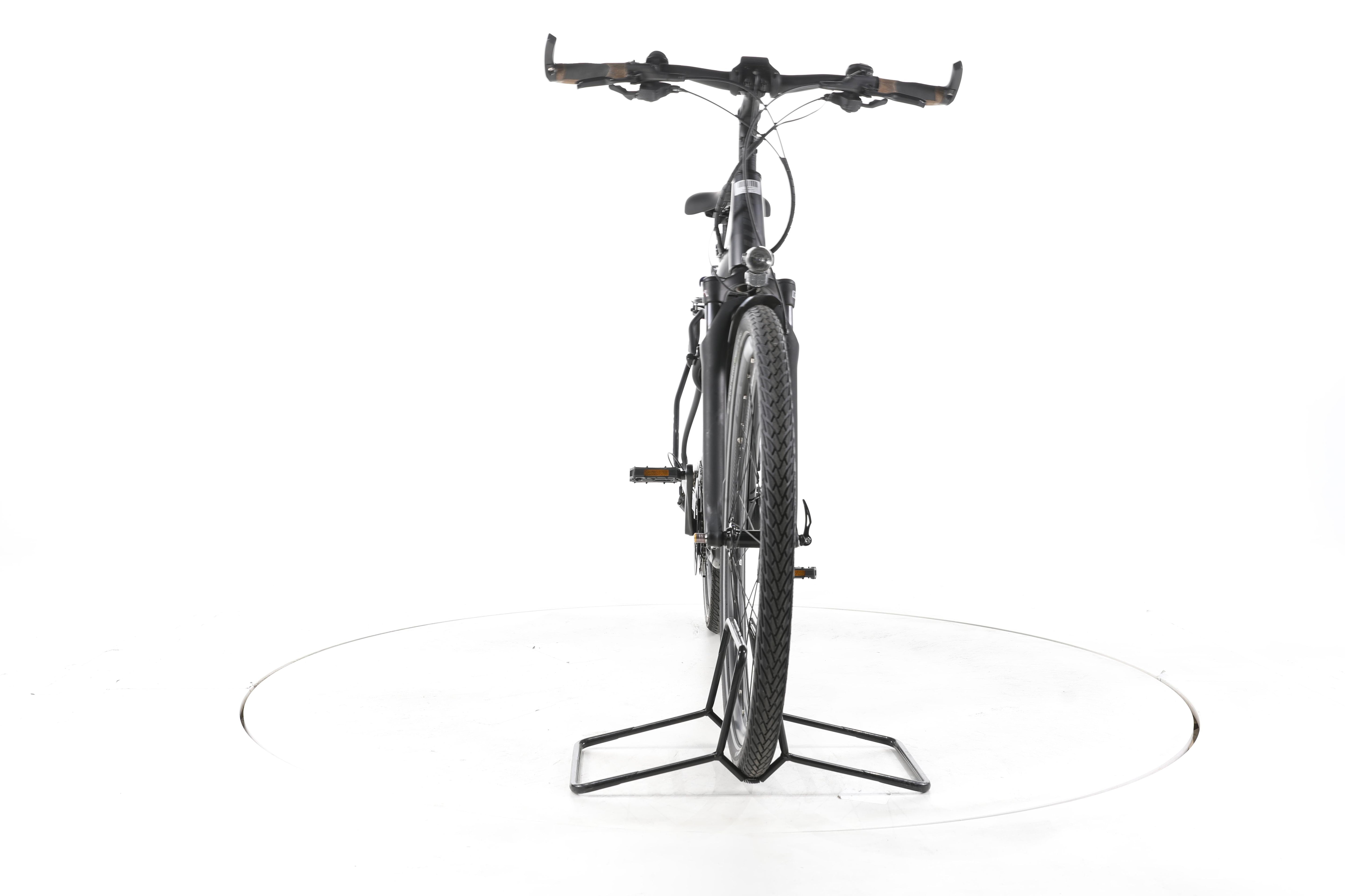 Giant Explore E+ 1 Trekking E-Bike - Image 4