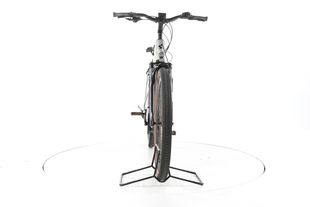 Cube Touring Hybrid Pro Trekking E-Bike Tiefeinsteiger 2024 - Image 4