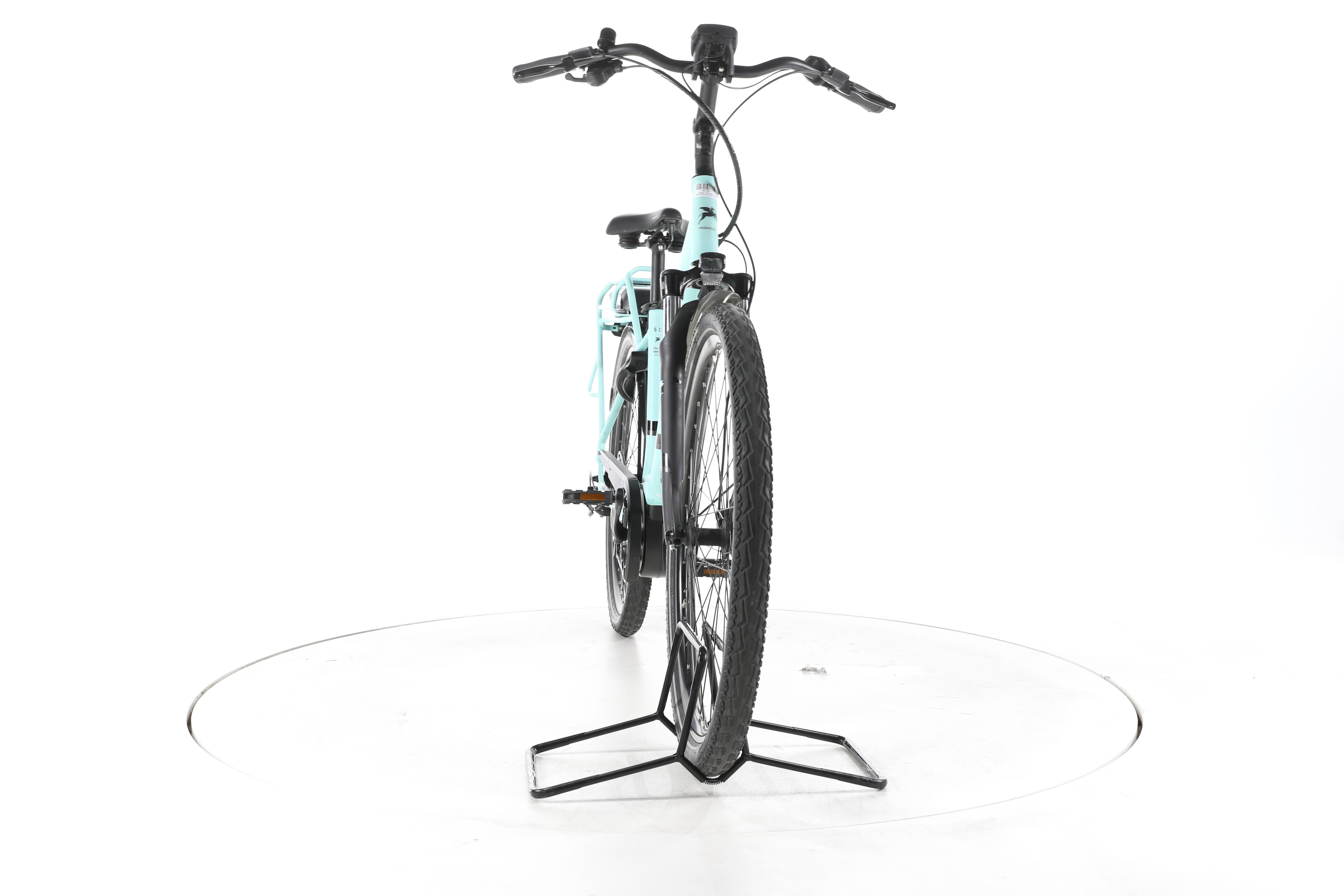 Pegasus Solero E8 Plus Trekking E-Bike Tiefeinsteiger - Image 4