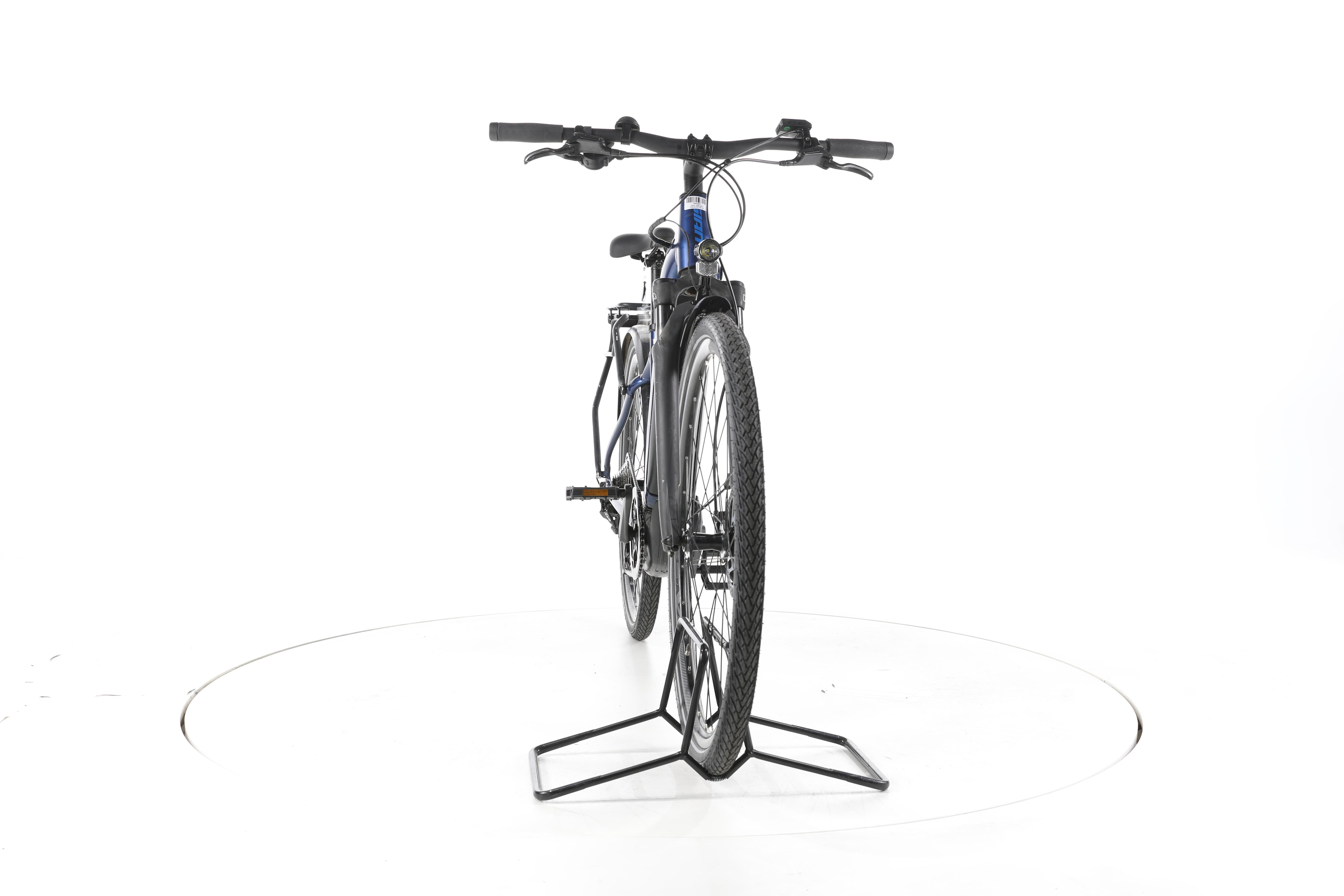Giant Explore E+ 2 Trekking E-Bike - Image 4
