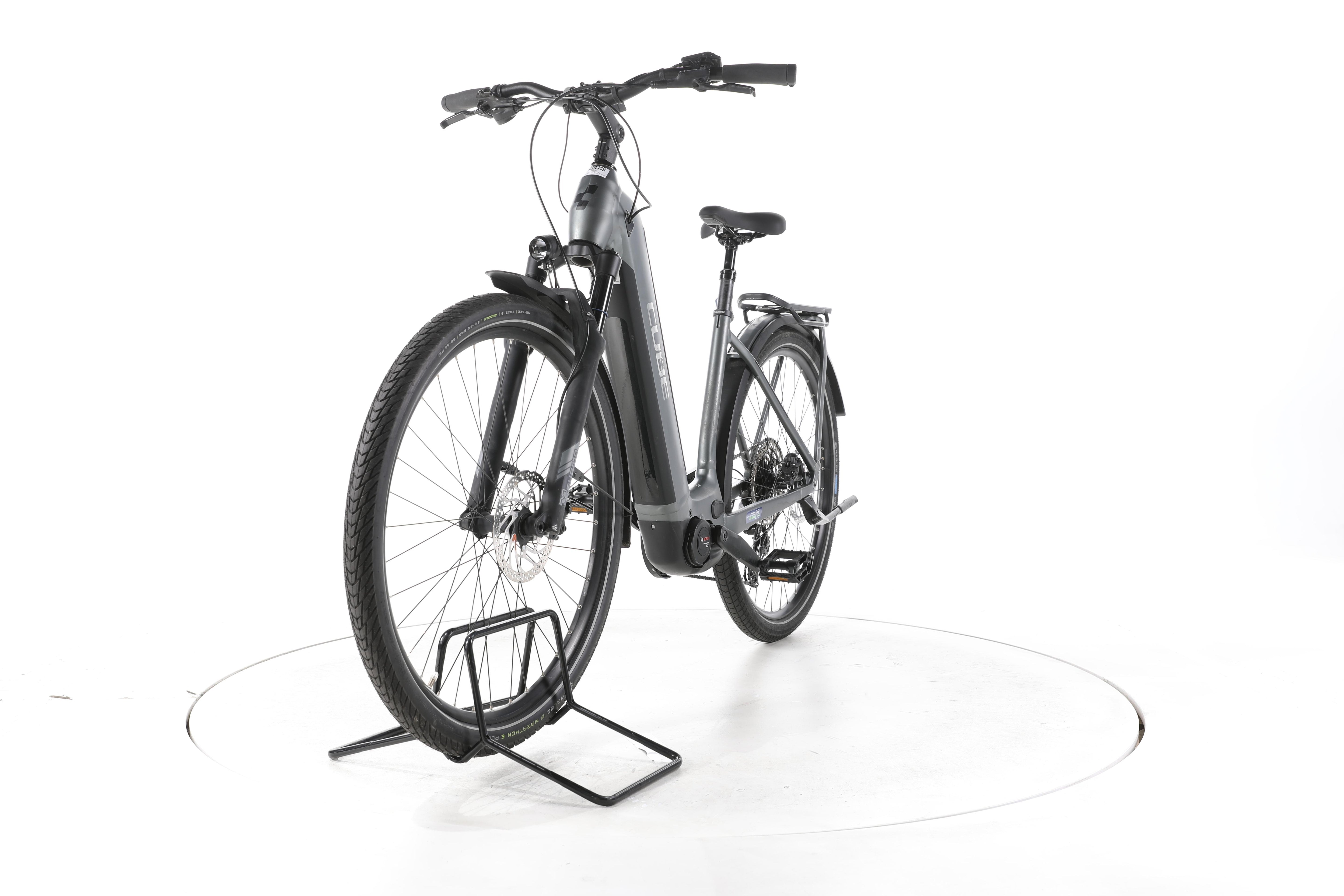Cube Kathmandu Hybrid Pro Trekking E-Bike Tiefeinsteiger - Image 5