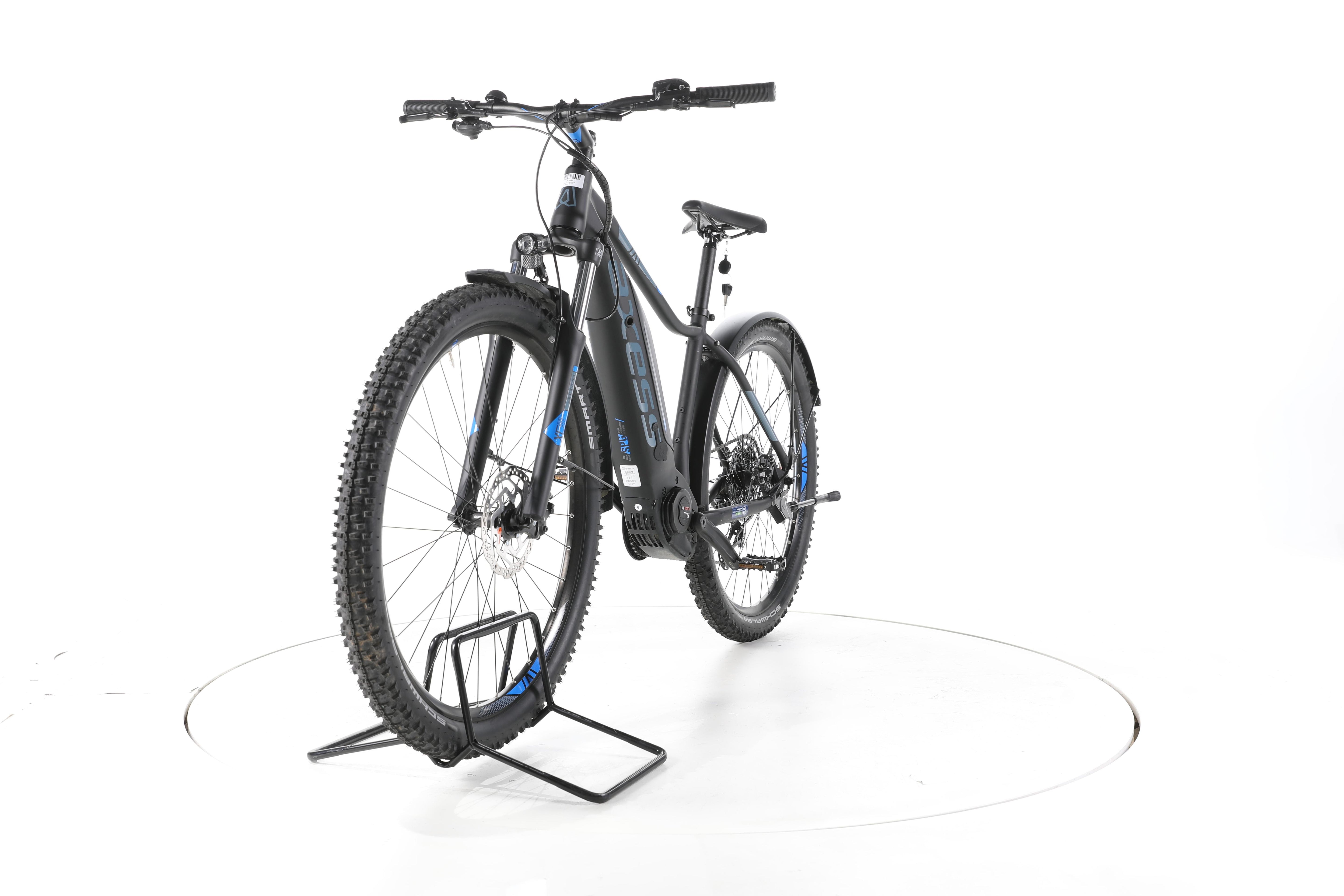 Axess Prime Trekking E-Bike - Image 5