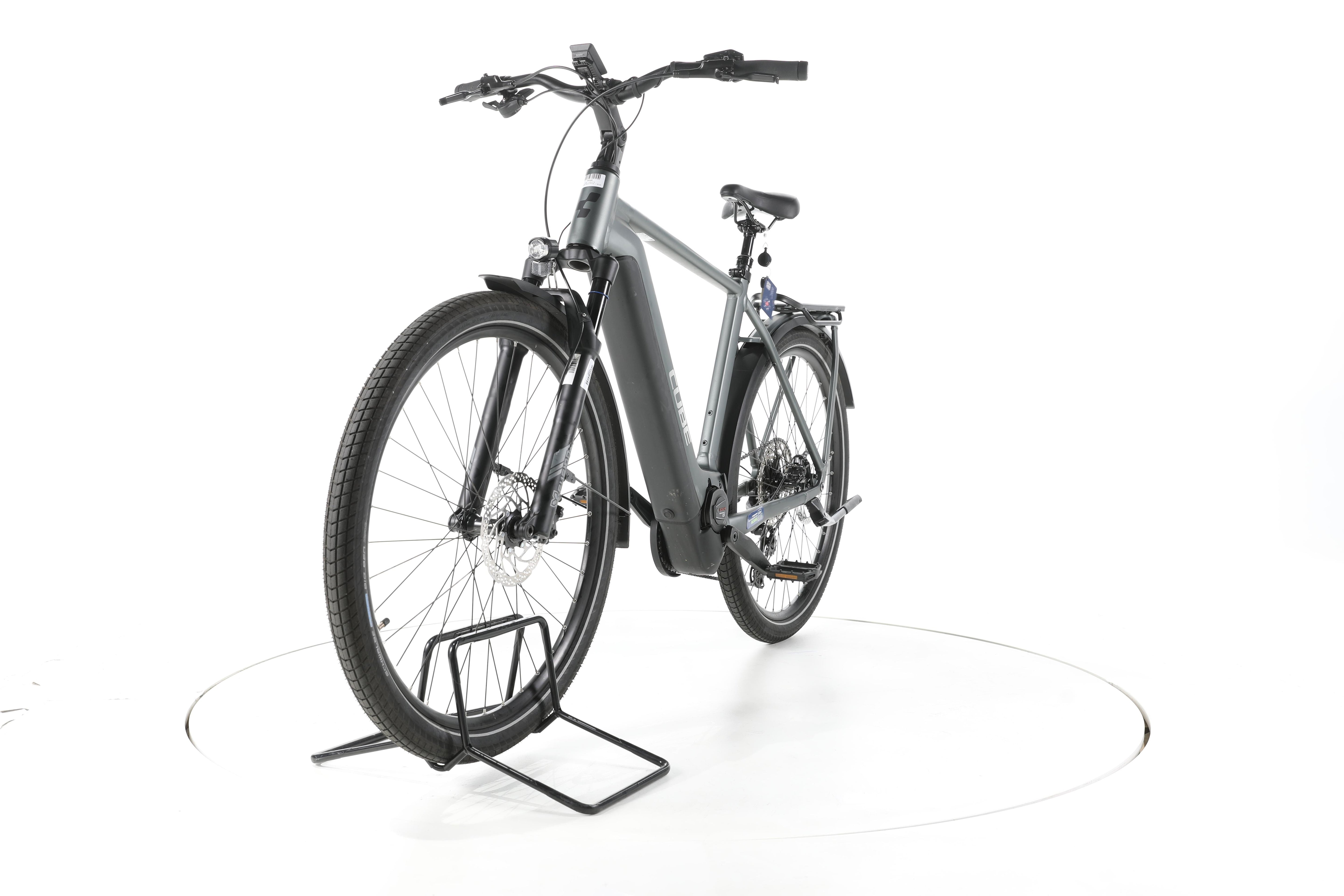Cube Kathmandu Hybrid Pro Trekking E-Bike - Image 5