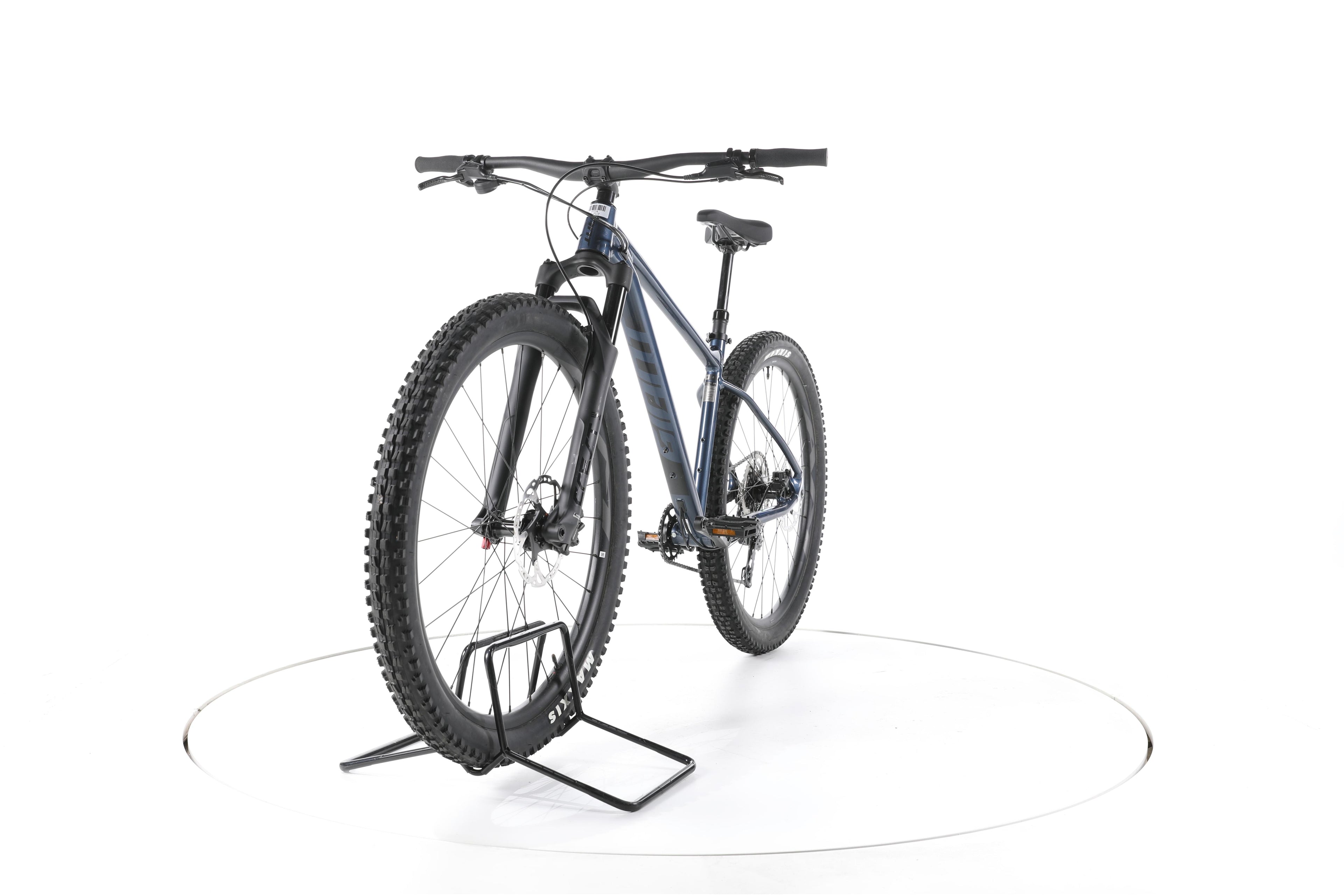 Giant Fathom 2 - Image 5