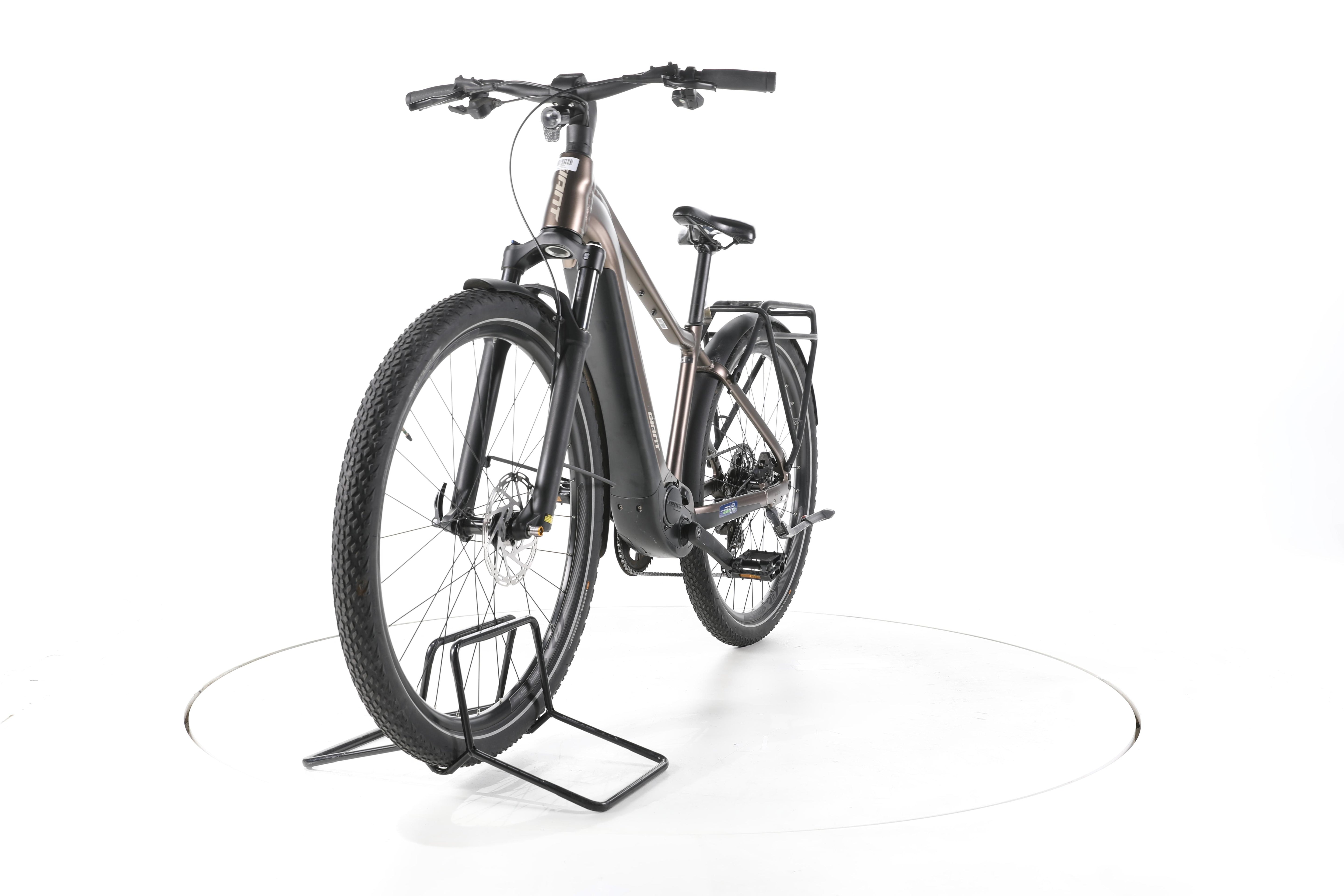 Giant Explore E+ Pro 1 Trekking E-Bike - Image 5