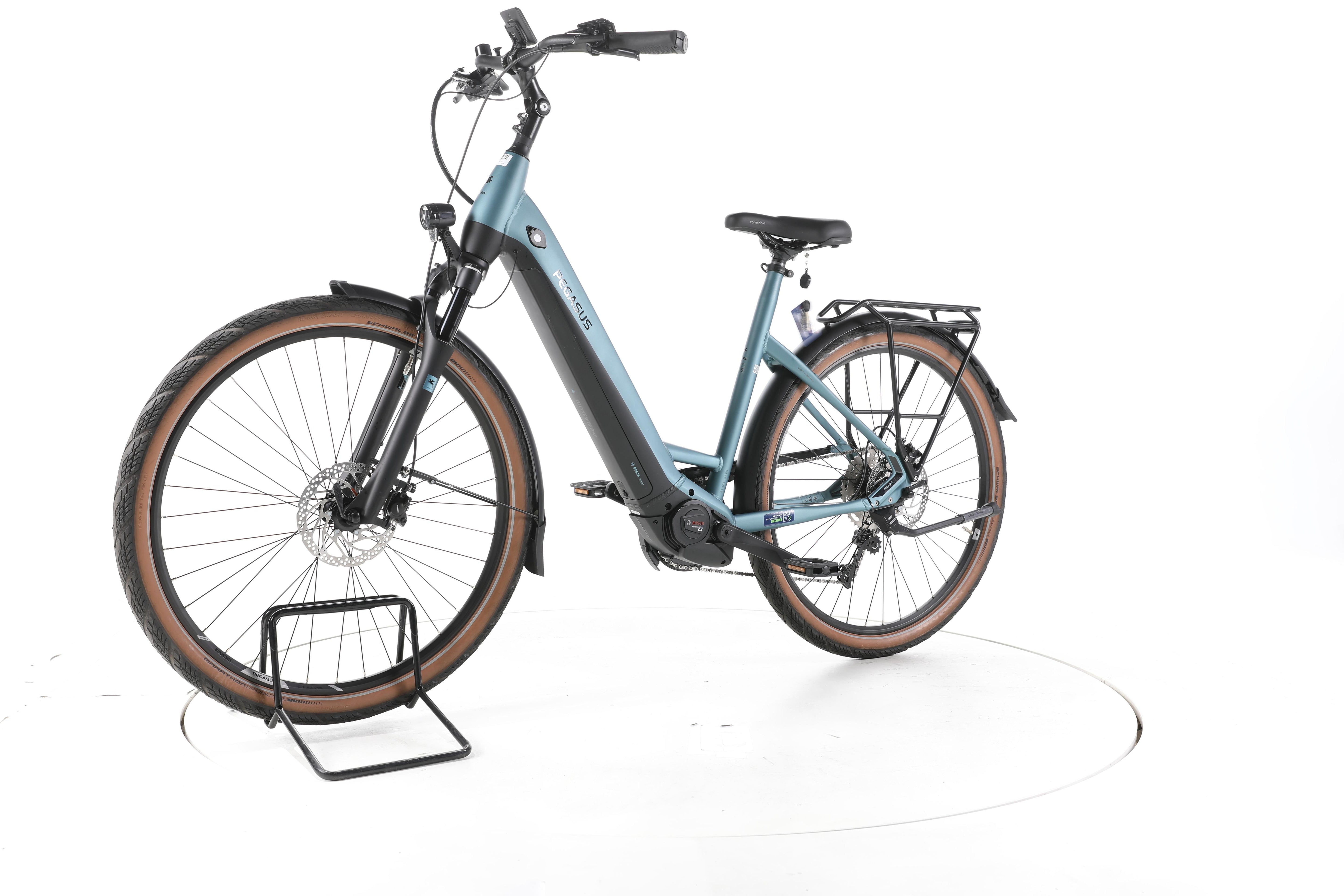Pegasus Premio EVO Lite Trekking E-Bike Tiefeinsteiger - Image 6