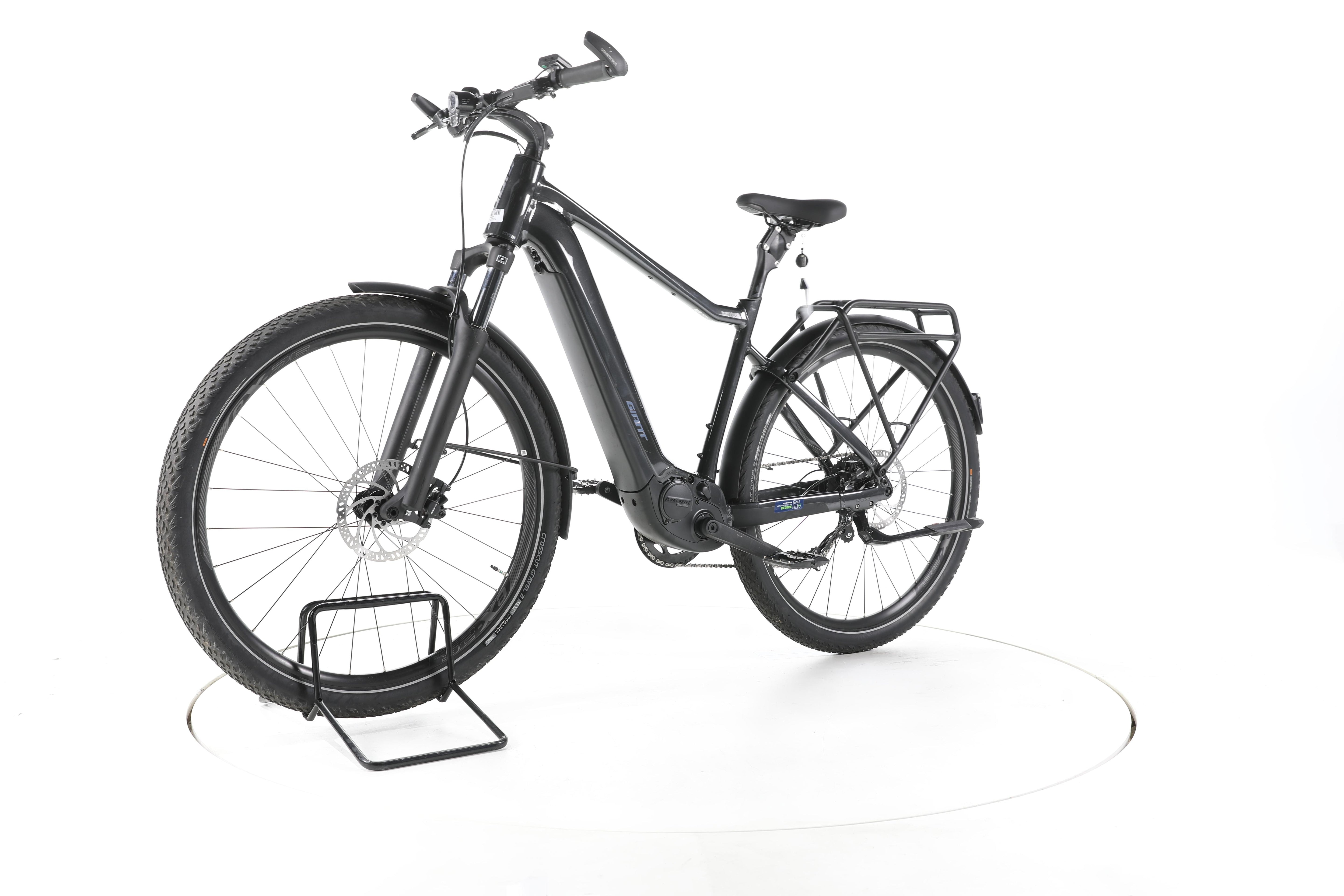 Giant Explore E+ 2 Trekking E-Bike - Image 6