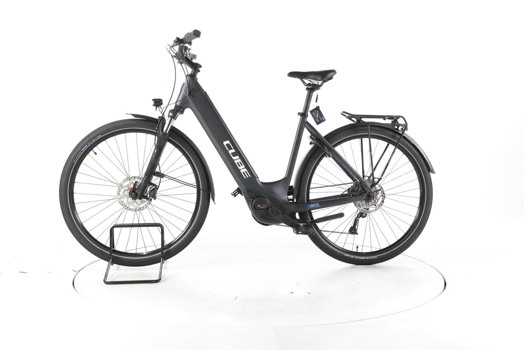 Cube Touring Hybrid ONE Trekking E-Bike Tiefeinsteiger - Image 7