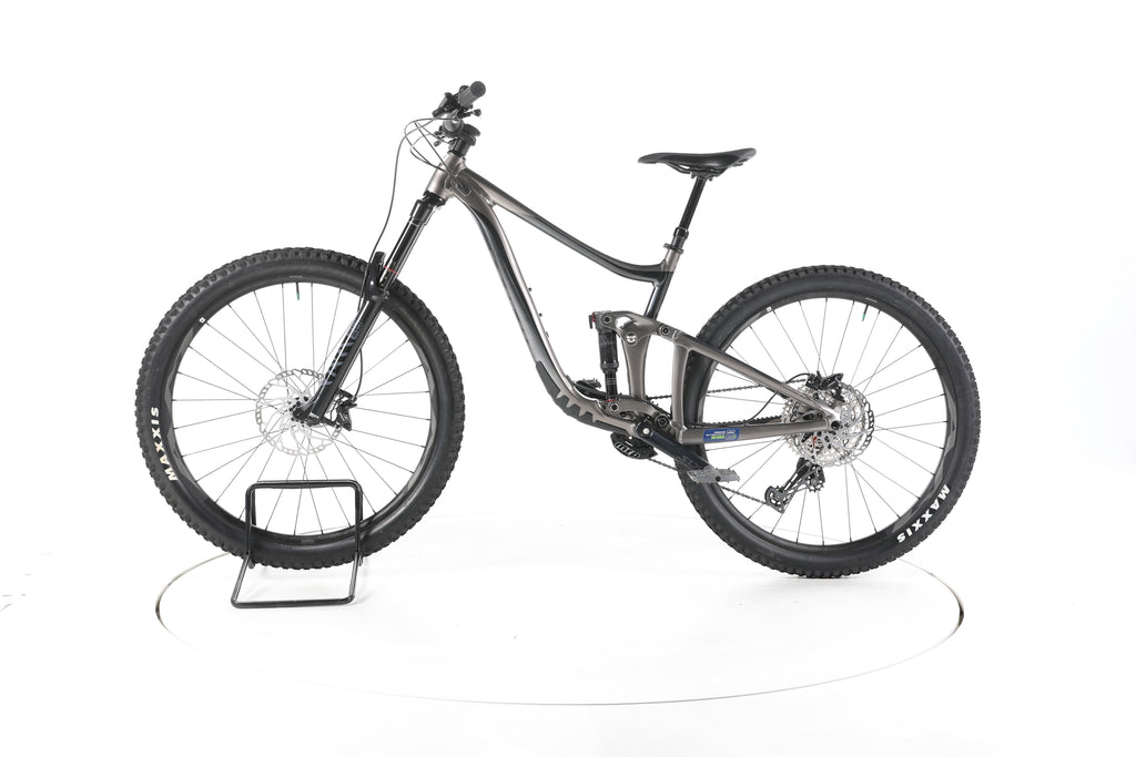 Giant Reign - Image 7