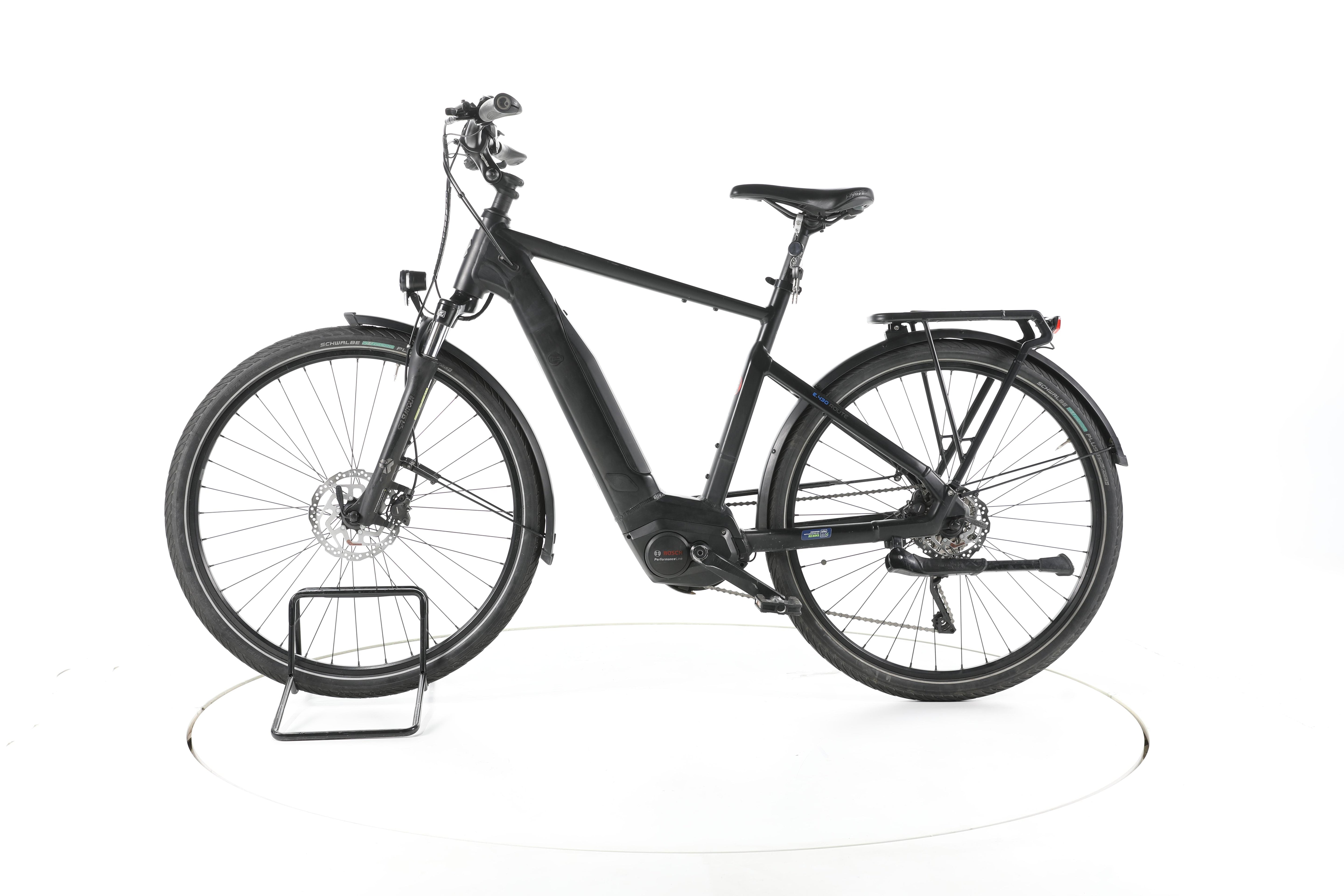 Carver Route E.430 Trekking E-Bike - Image 7