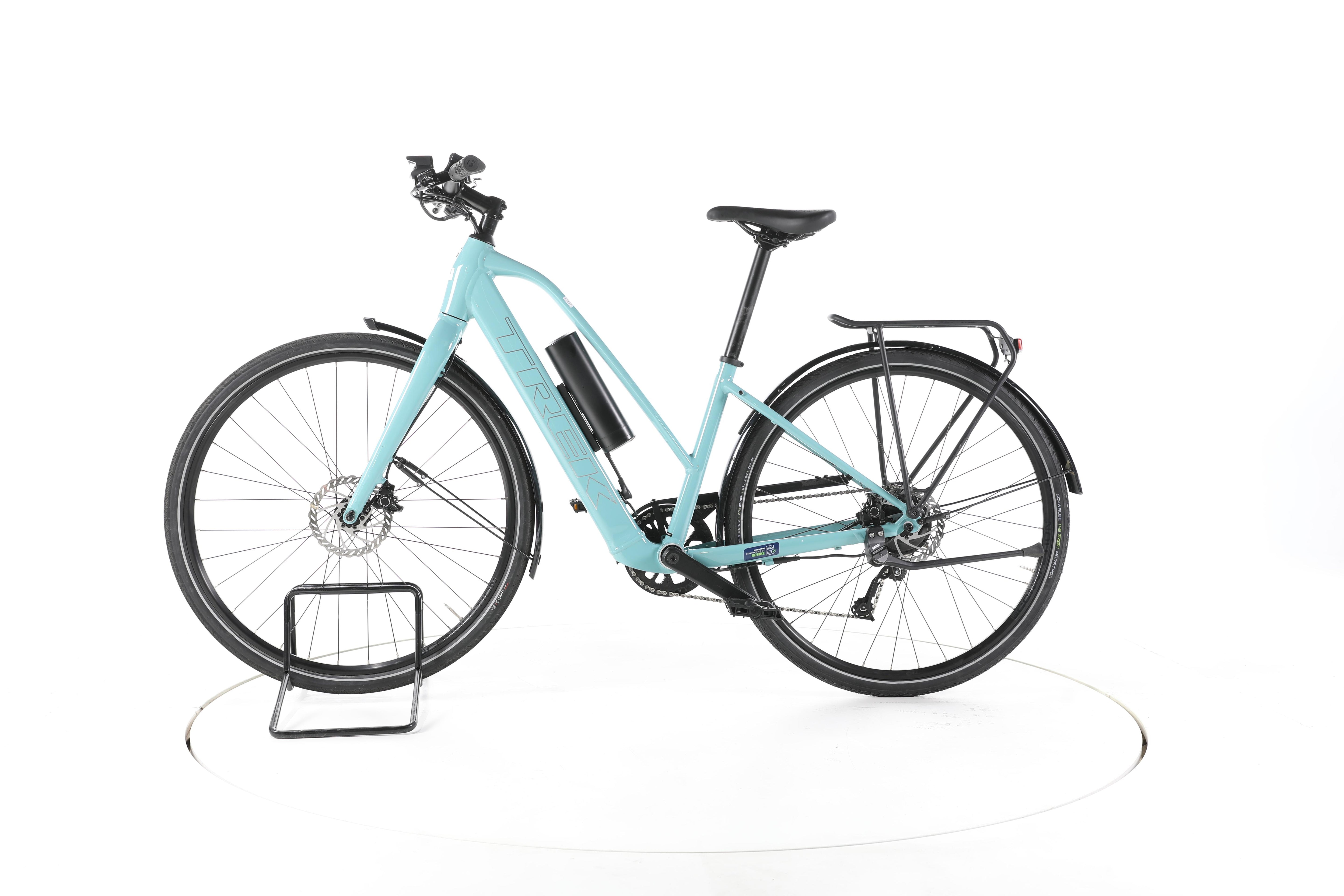 Trek FX+ 2 Trekking E-Bike - Image 7