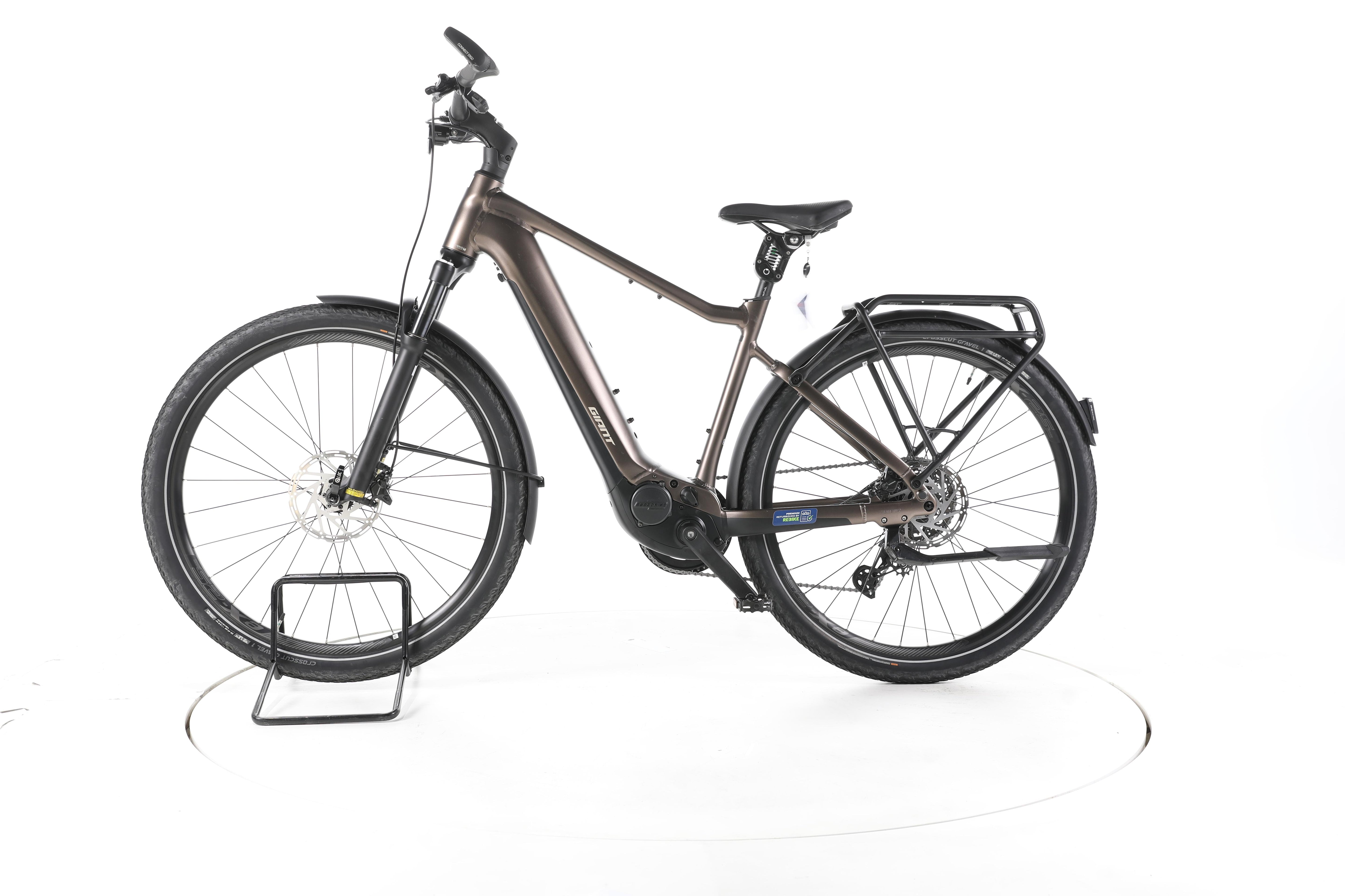 Giant Explore E+ Pro 1 Trekking E-Bike - Image 7